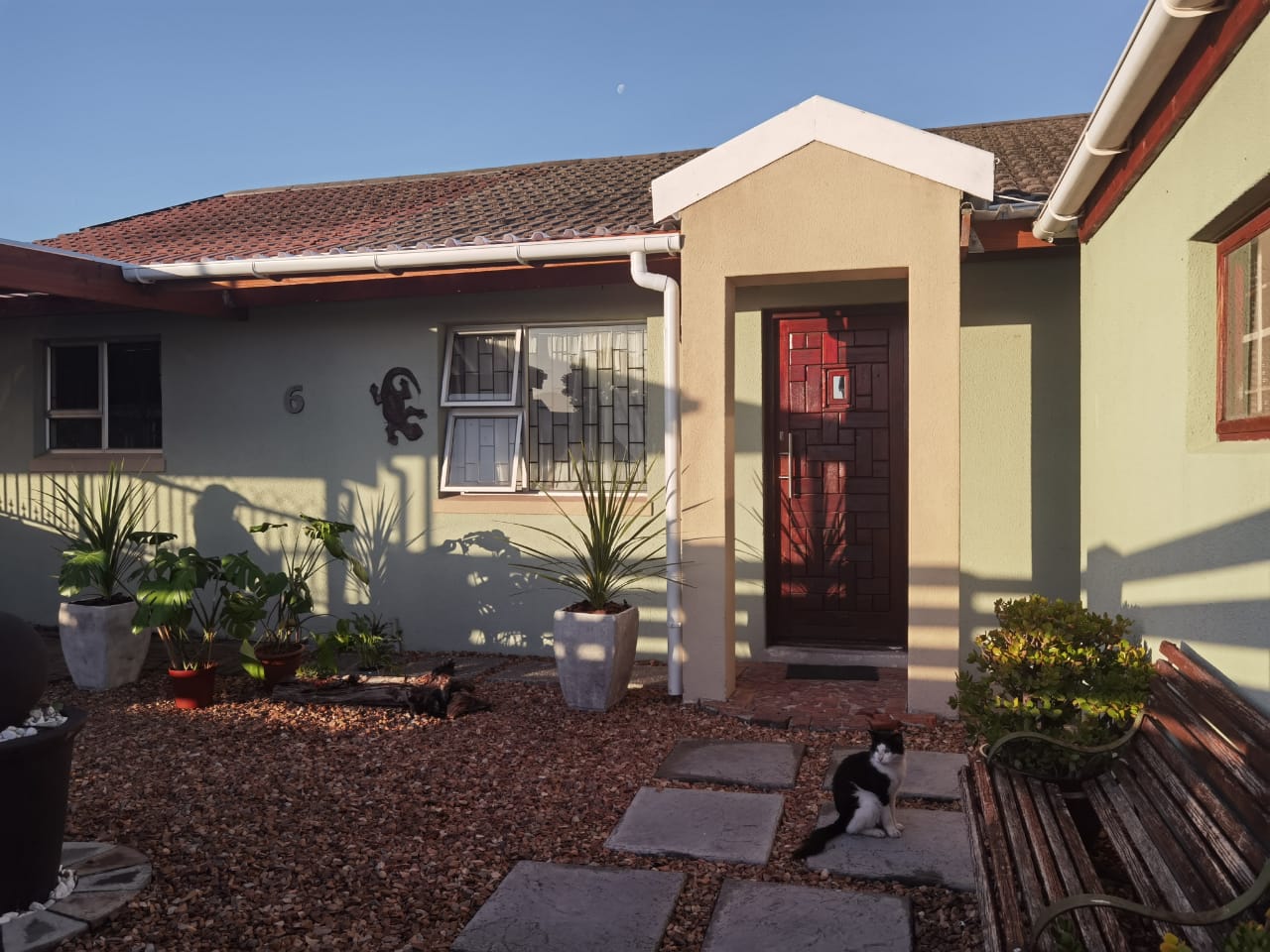 Cape Flats Property House for sale in Cape Flats