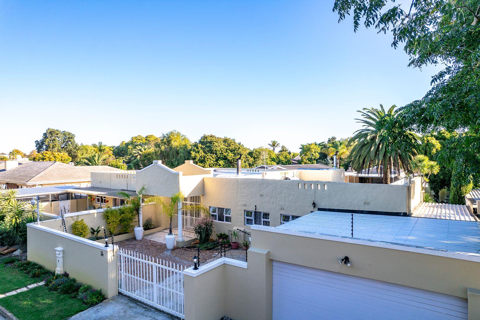 Soneike Property Property and houses for sale in Soneike