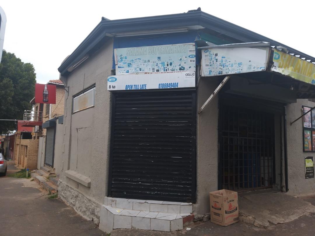 3 Bedroom House for sale in Mayfair P24112611634