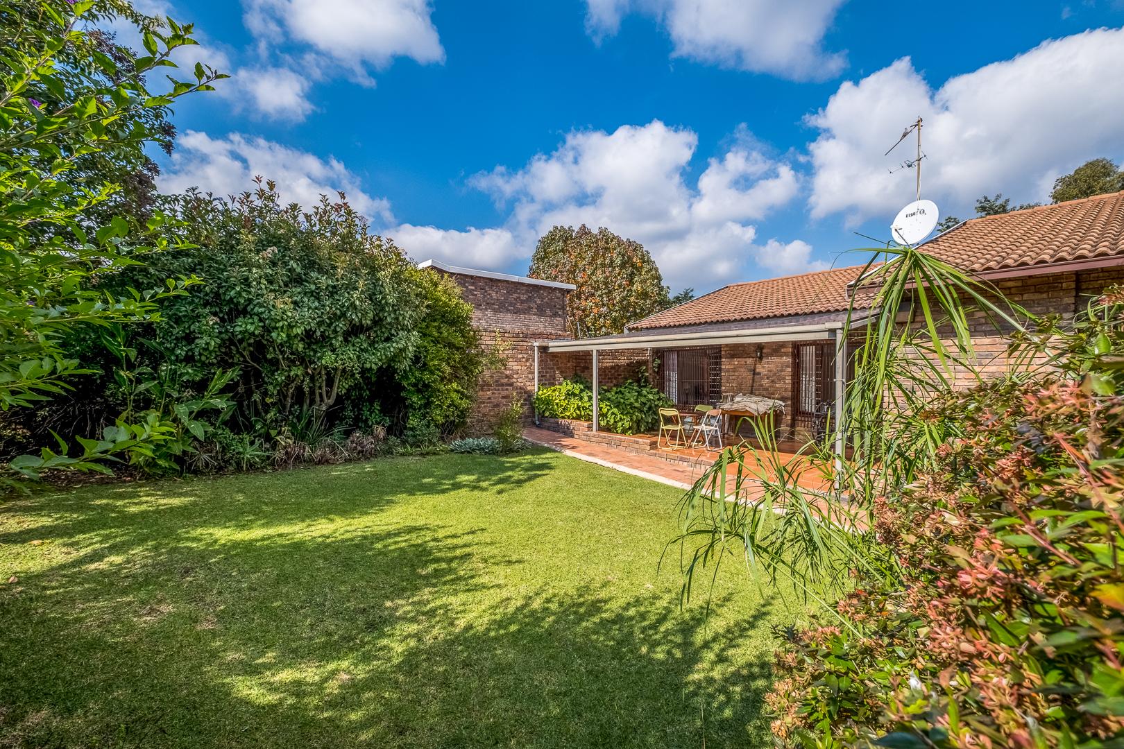 River Club, Sandton Property Property and houses for sale in River