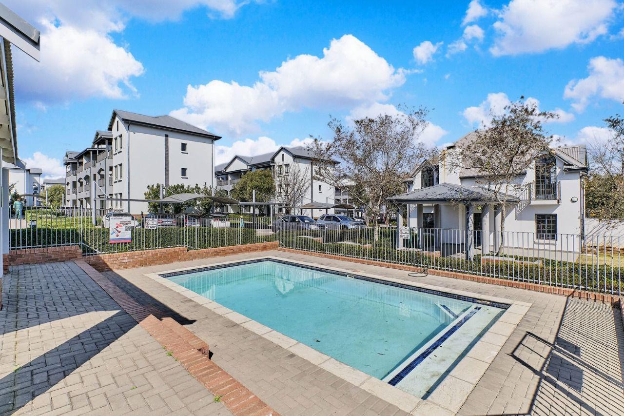 Apartments / flats to rent in Sandton Sandton Property Page 154