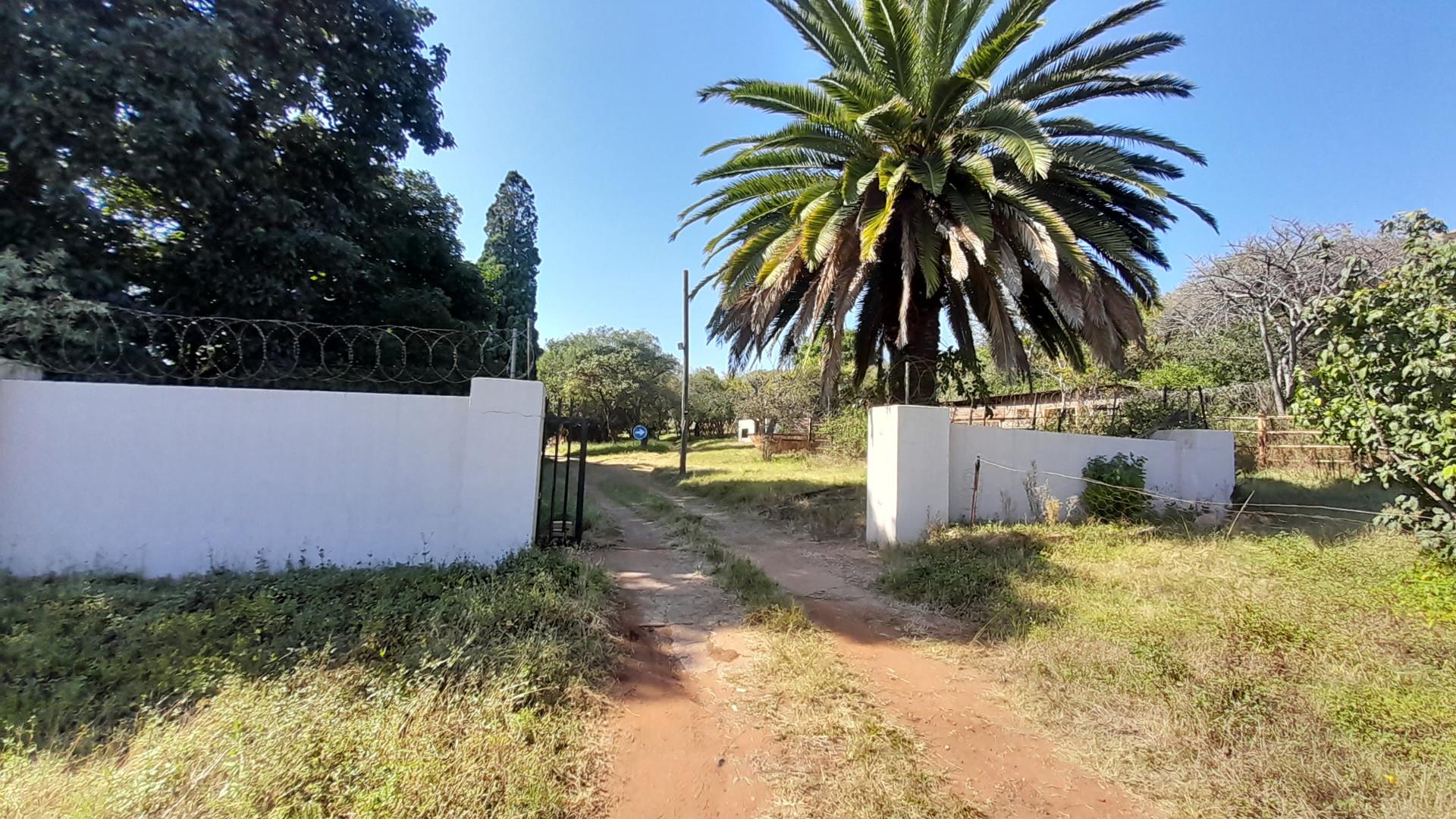 Farm for sale in De Wildt P24112622943