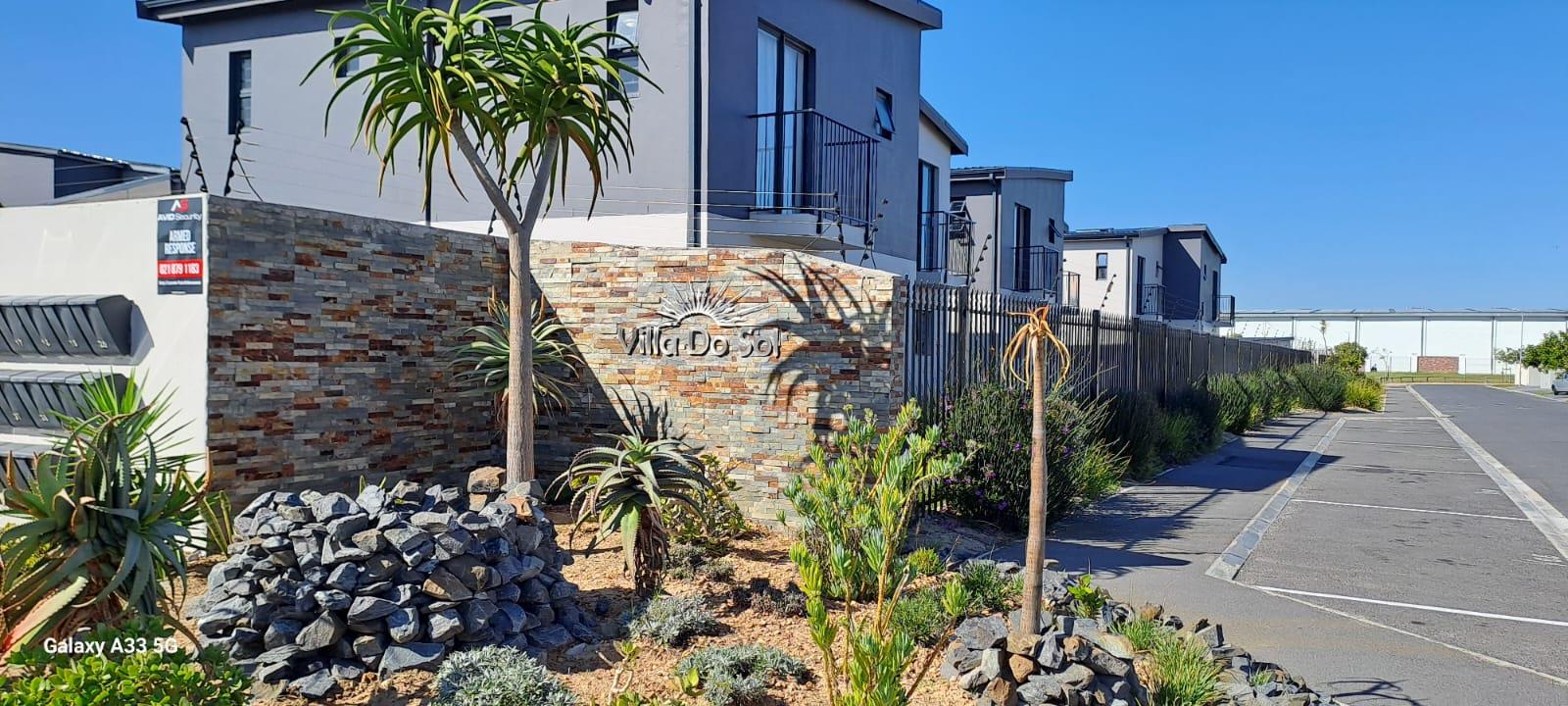 Parklands North Property Apartments / flats for sale in Parklands North Page 3