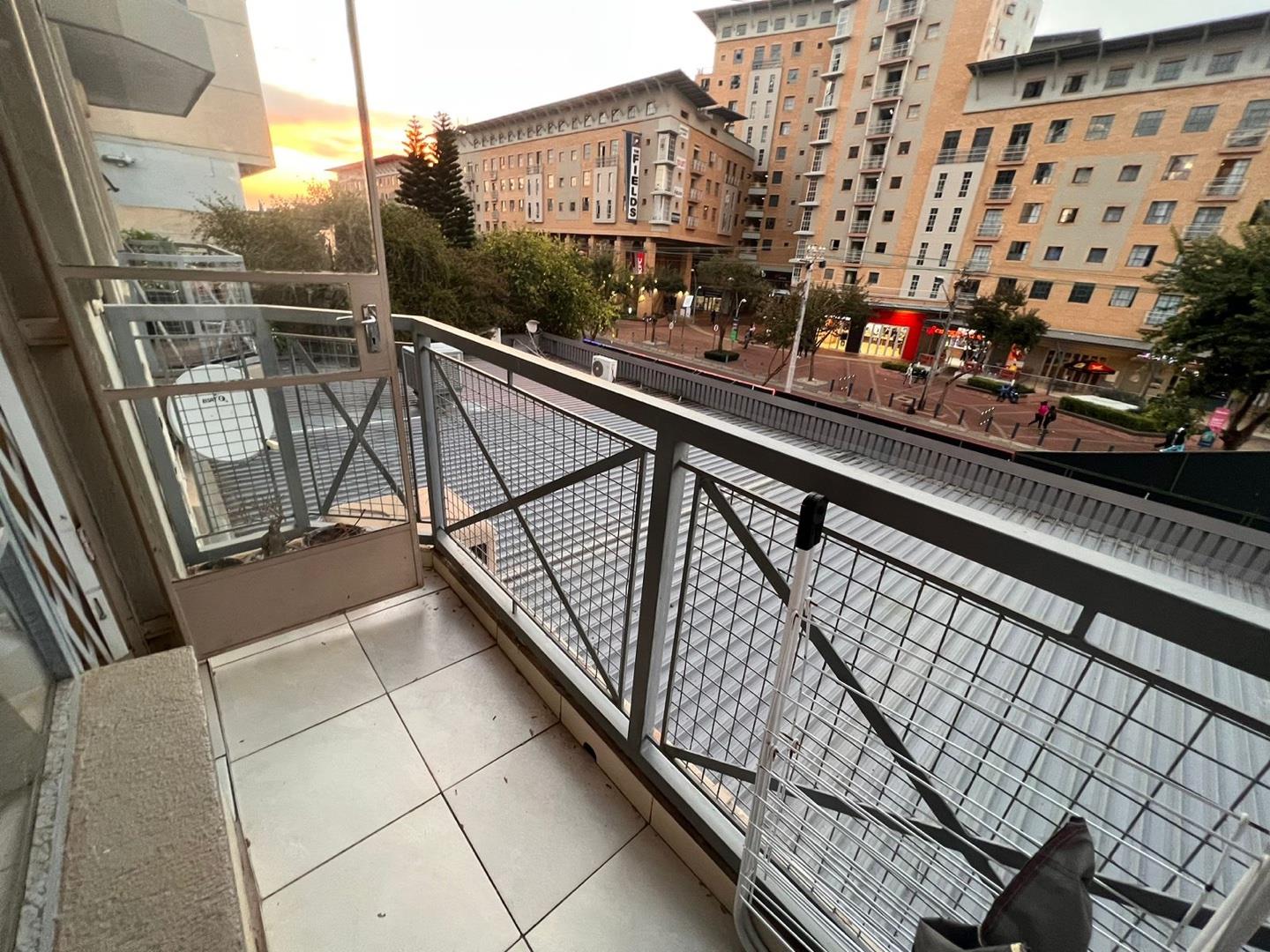 1 Bedroom Apartment / flat for sale in Hatfield P24112623575