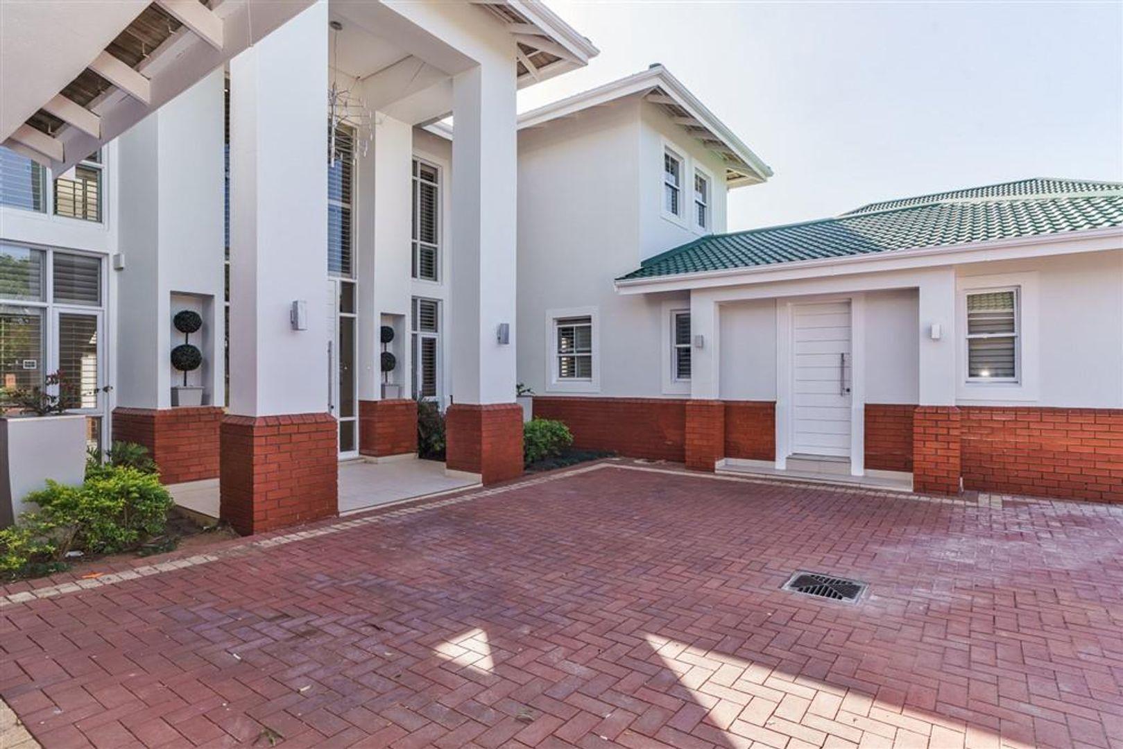 5 Bedroom House for sale in Mount Country Club Estate P24