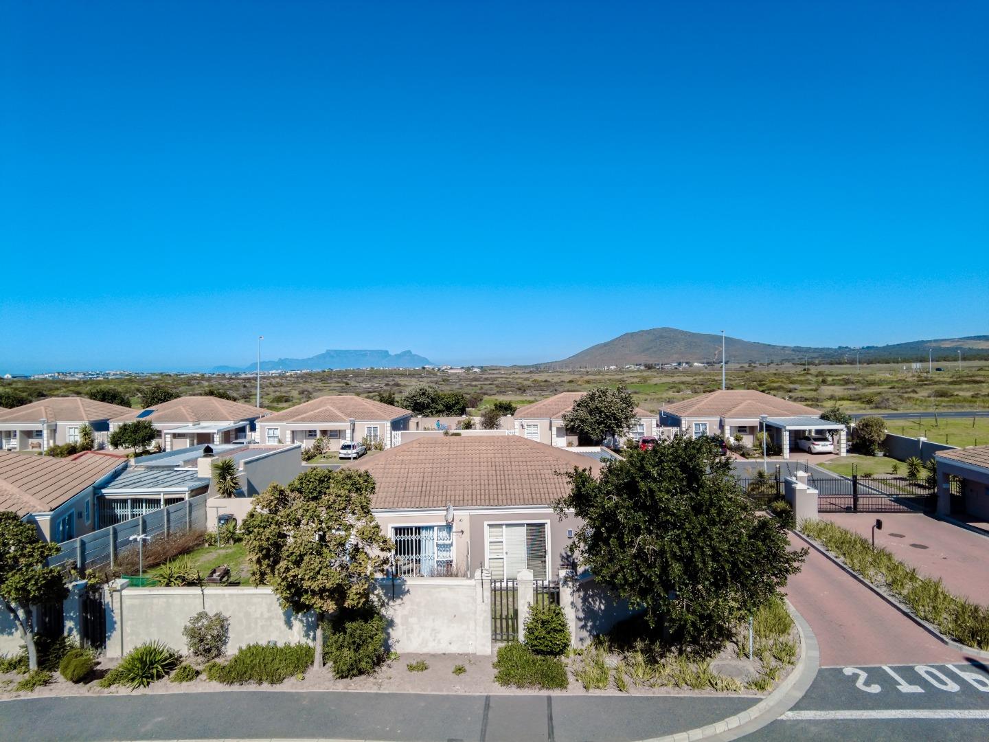 Townhouses to rent in Melkbosstrand Melkbosstrand Property