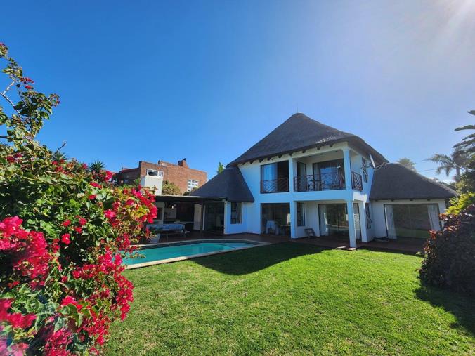 5 Bedroom House for Sale in Gonubie