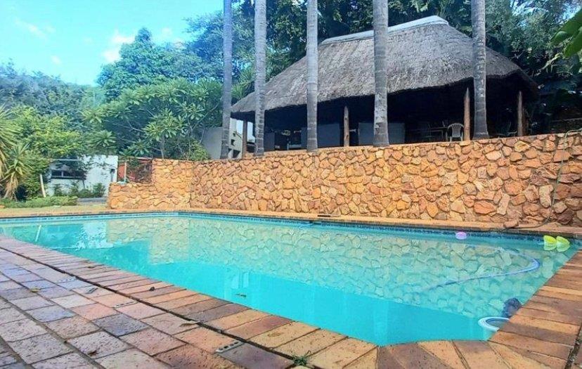 7 Bedroom House for sale in Florauna P24112628405