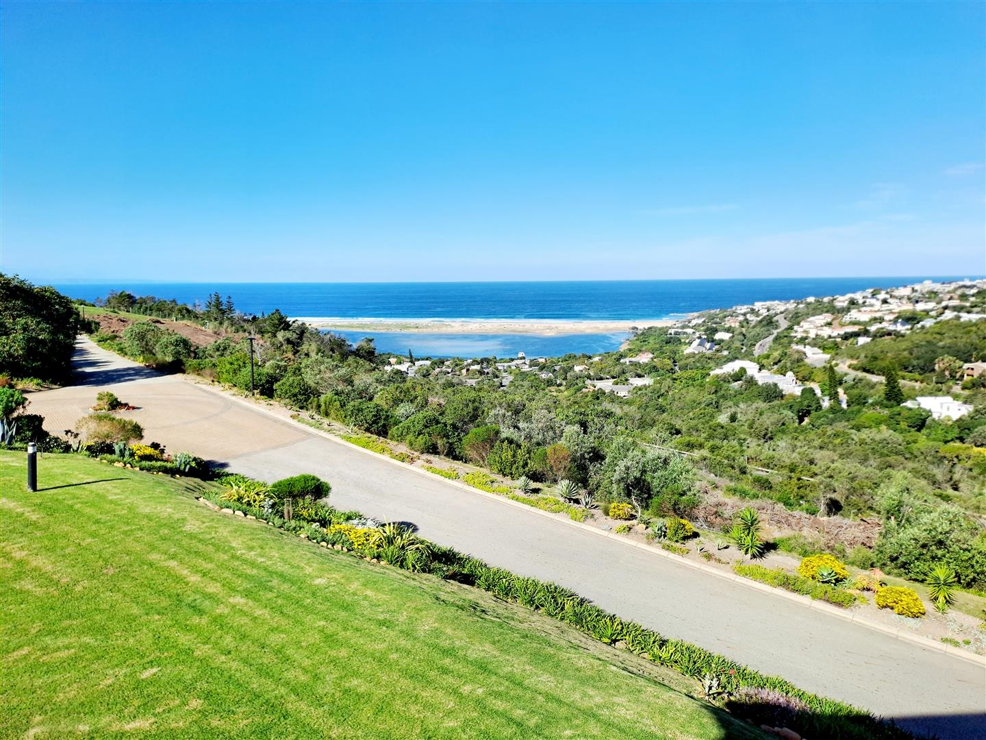 Apartments / flats for sale in Plettenberg Bay Plettenberg Bay