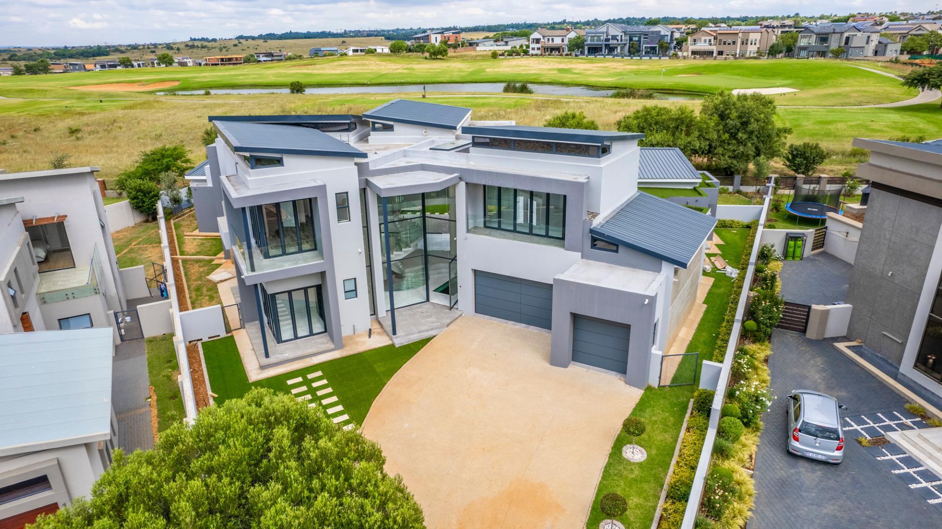 Copperleaf Estate Property Houses for sale in Copperleaf Estate