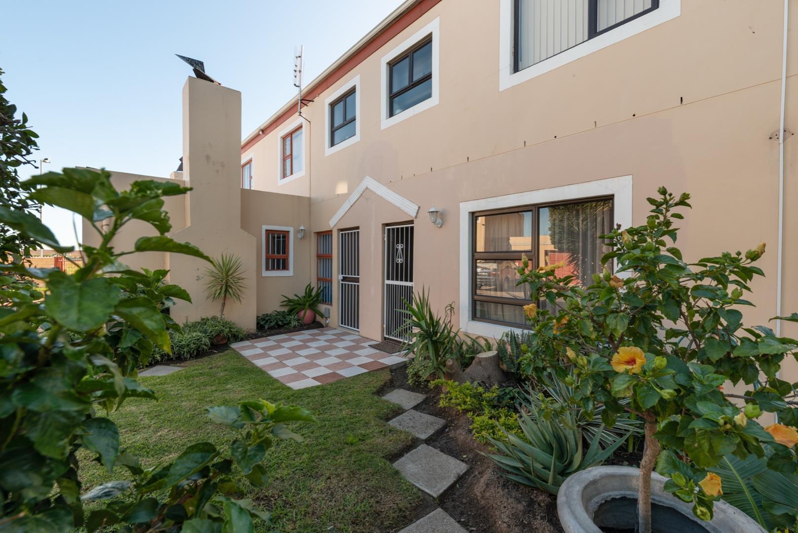 Townhouses for sale in Strand Strand Property