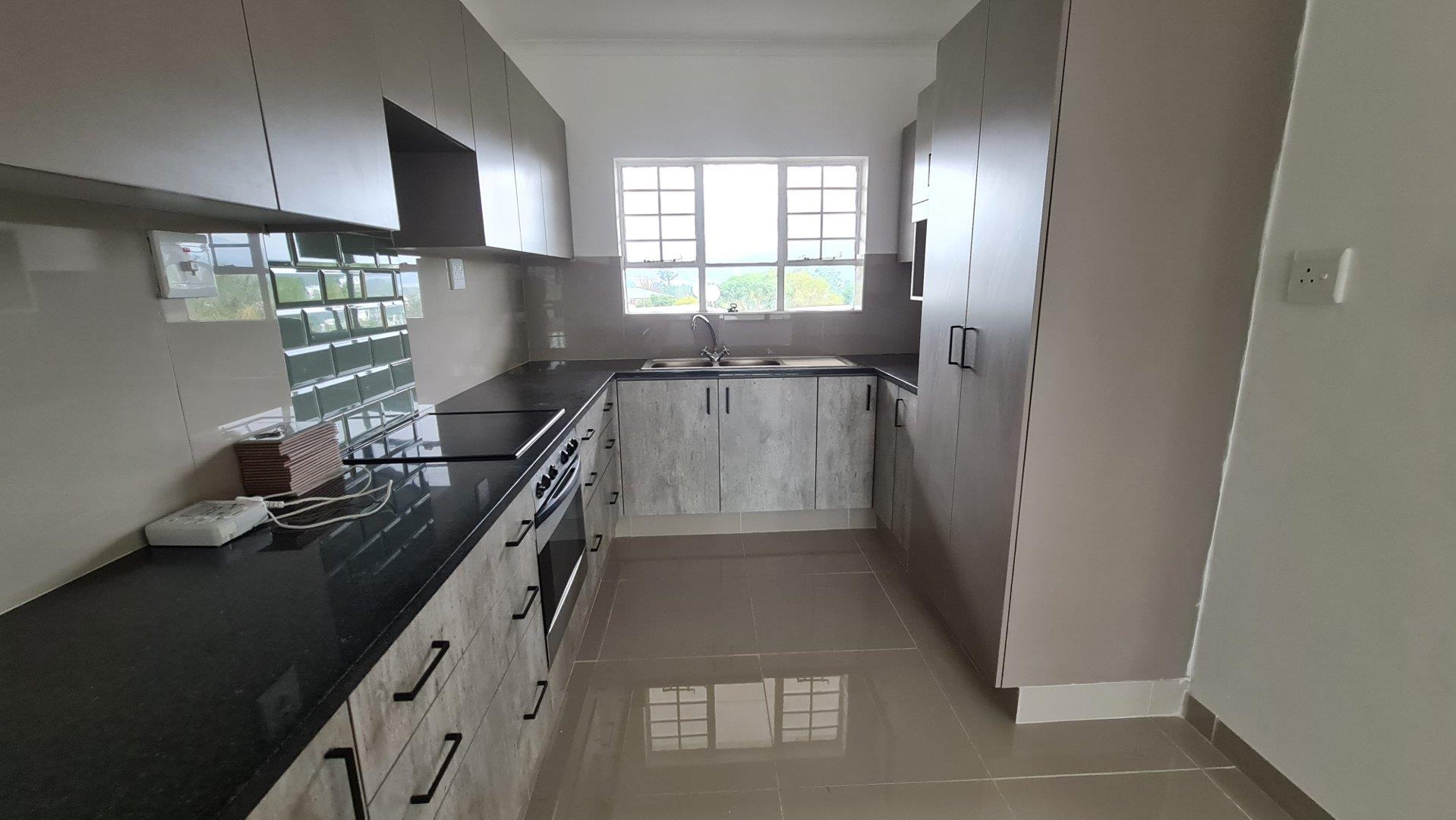 3 Bedroom Apartment / flat for sale in Pelham P24112639173