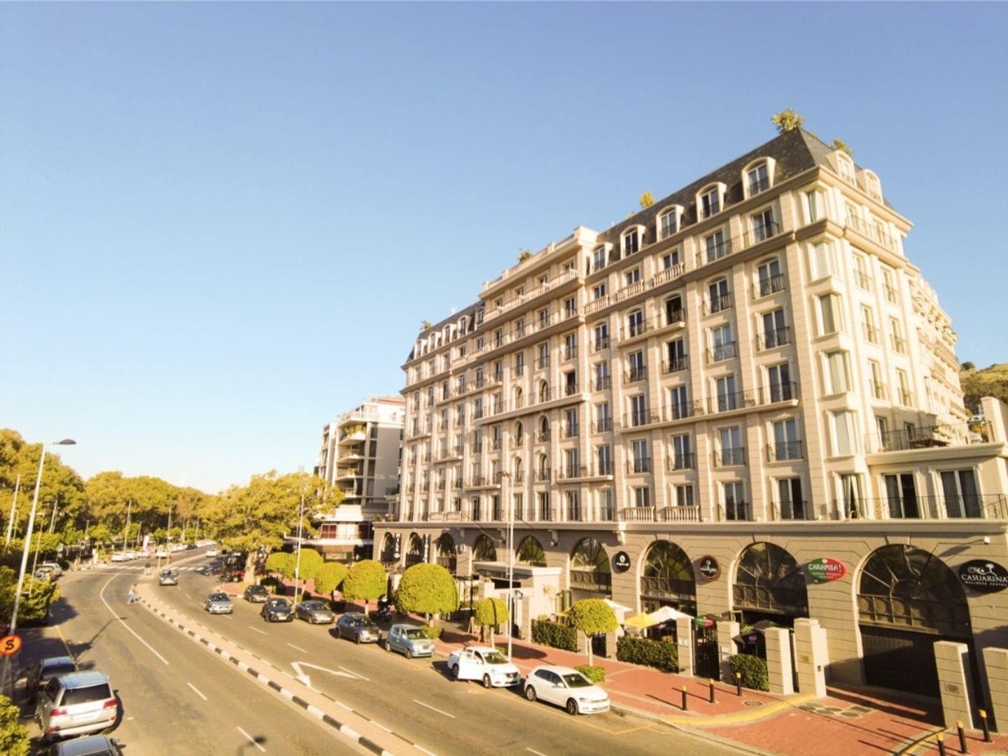 Green Point, Cape Town Property Apartments / flats to rent in Green