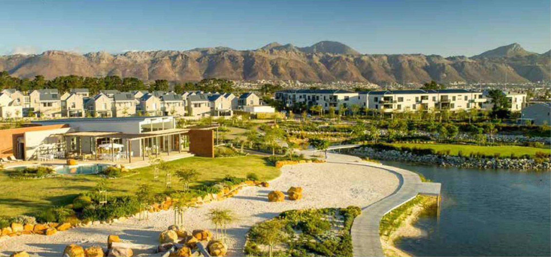 3 Bedroom House for sale in Somerset Lakes P24112734283