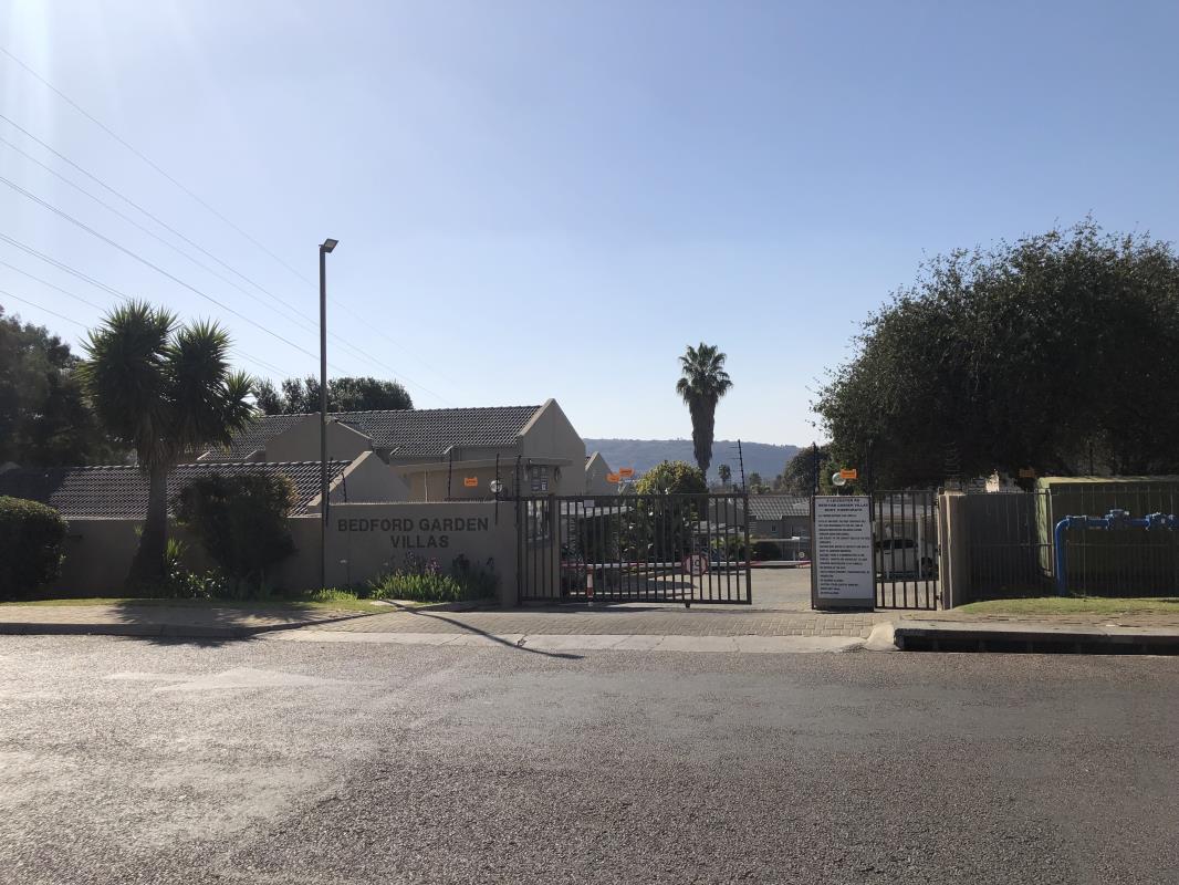 2 Bedroom Apartment / flat for sale in Bedford Gardens 50 Bedford