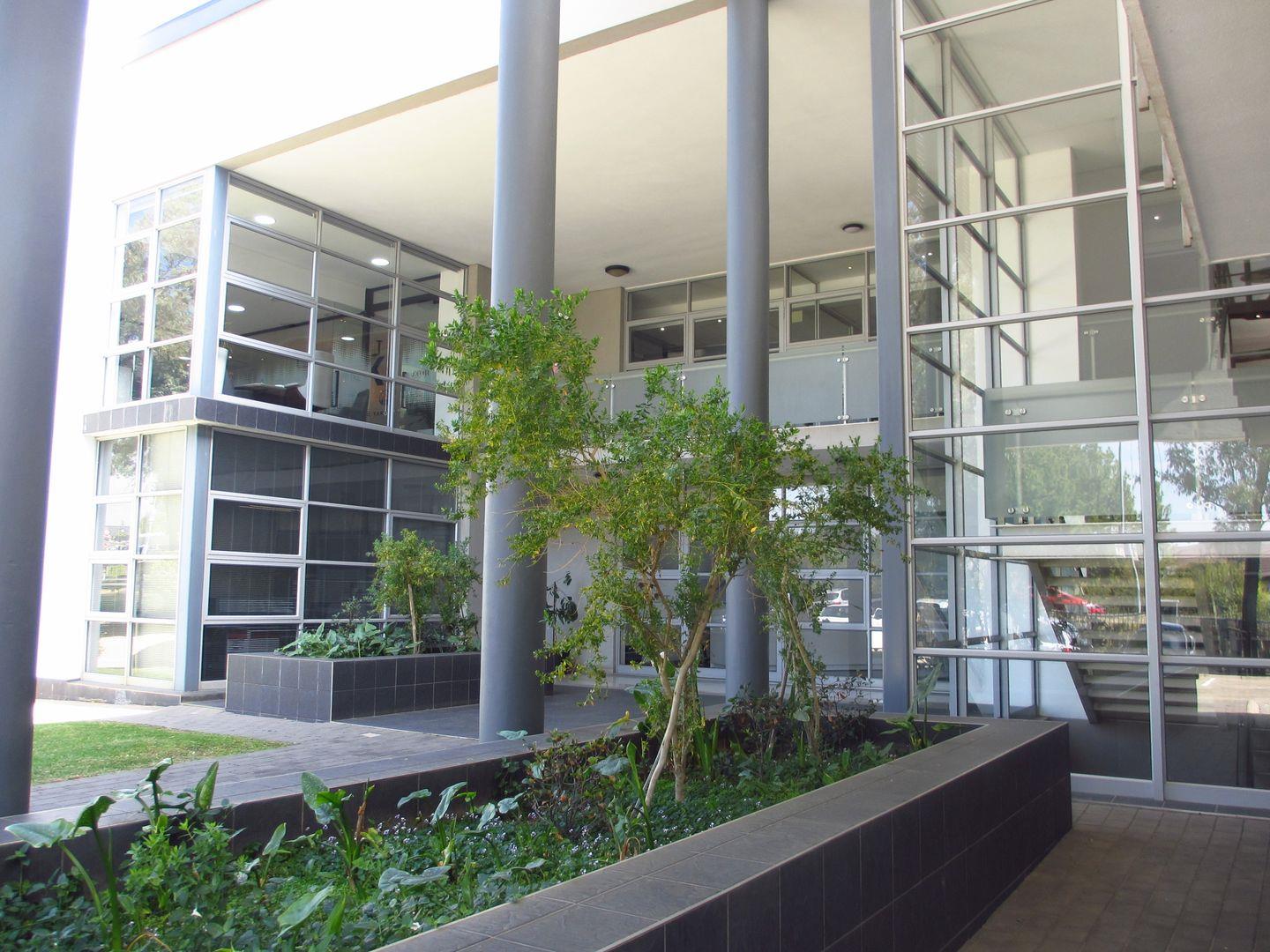 Commercial property for sale in Fourways 101104 Willow Wood Office