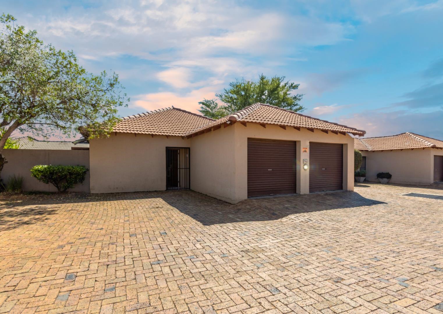 Honeydew Manor Property Property and houses for sale in Honeydew