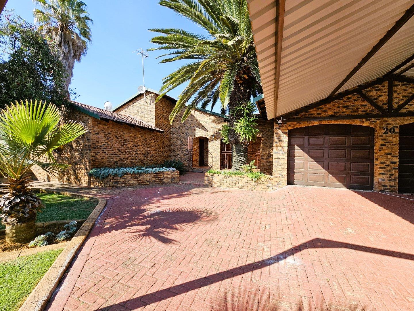 Greenhills Property Houses for sale in Greenhills Page 2