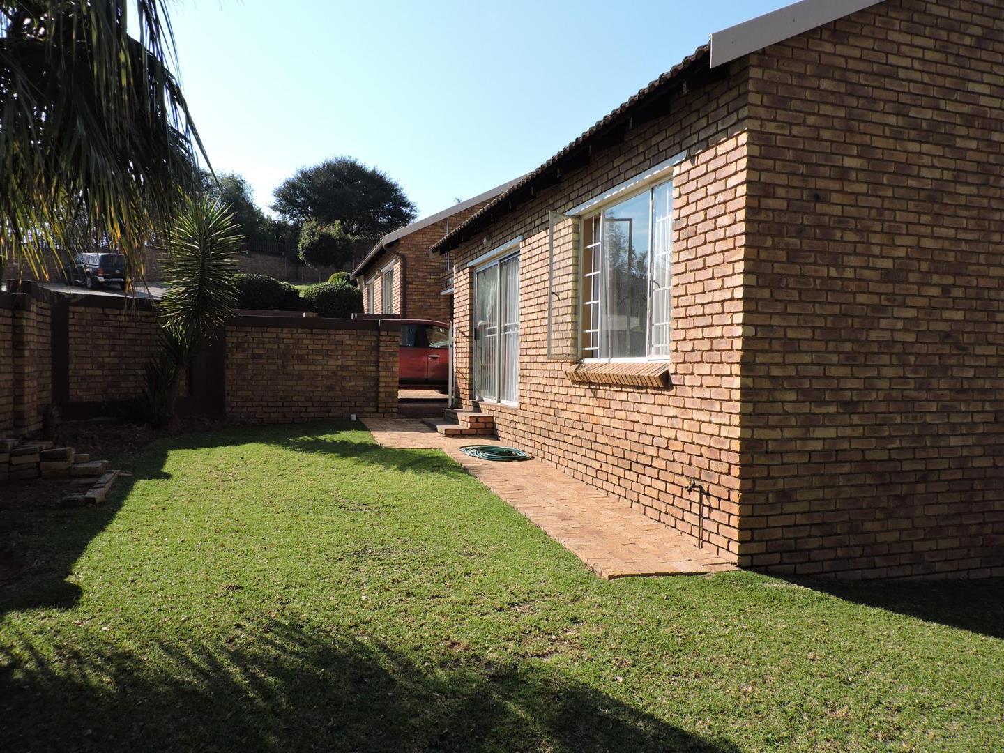 Wilgeheuwel Property Townhouses for sale in Wilgeheuwel Page 10