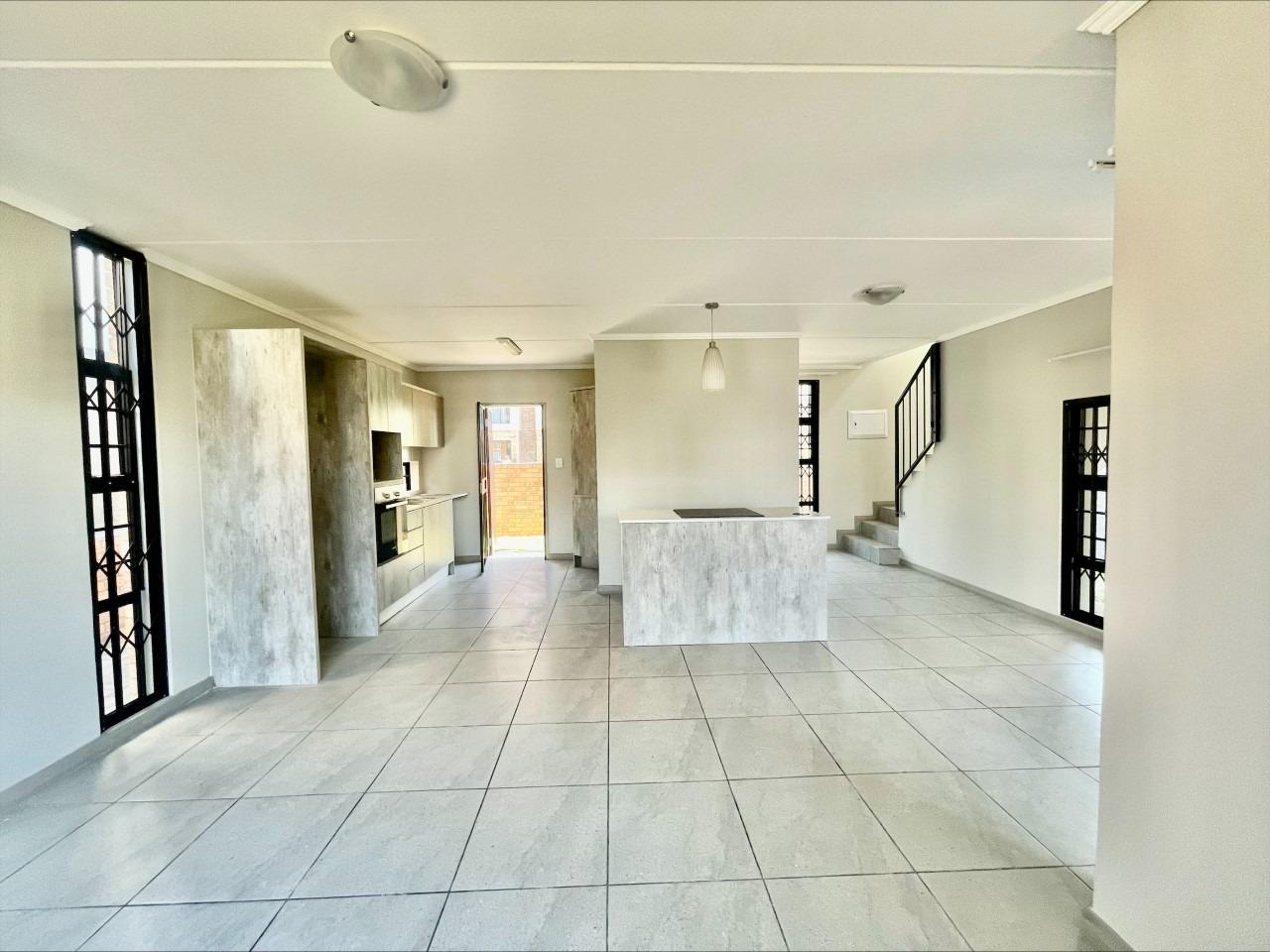 3 Bedroom Townhouse for sale in Amberfield The Madison Lifestyle