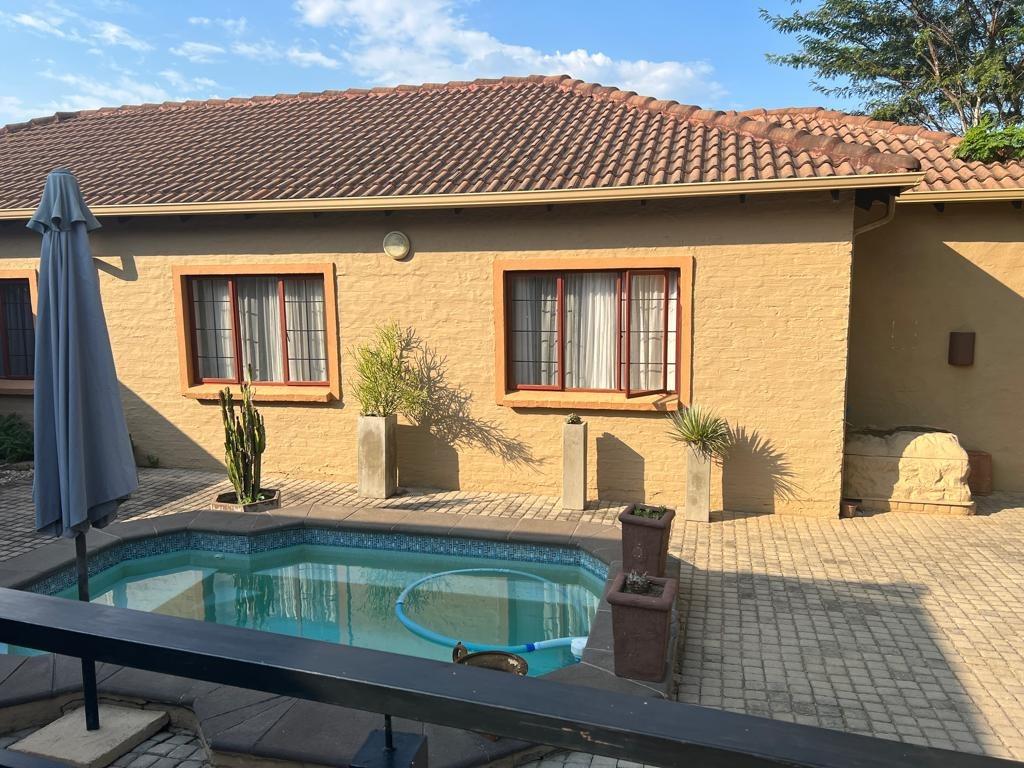 Stonehenge Property Property and houses for sale in Stonehenge