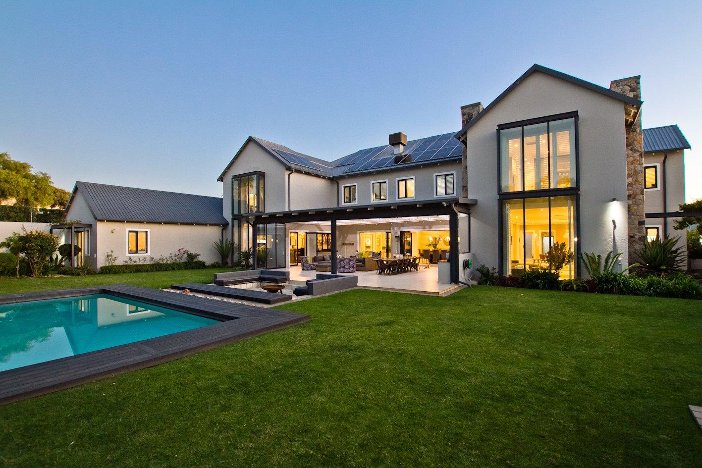 5 Bedroom House for sale in Bedfordview P24112657783