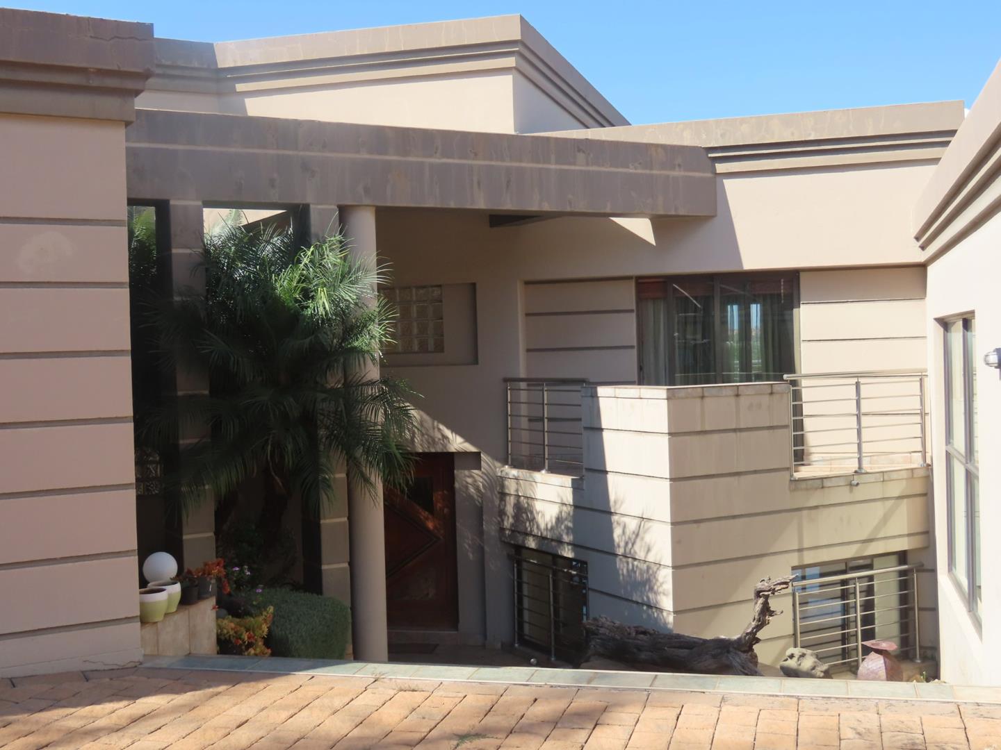 5 Bedroom House for sale in Woodhill Golf Estate P24112659555