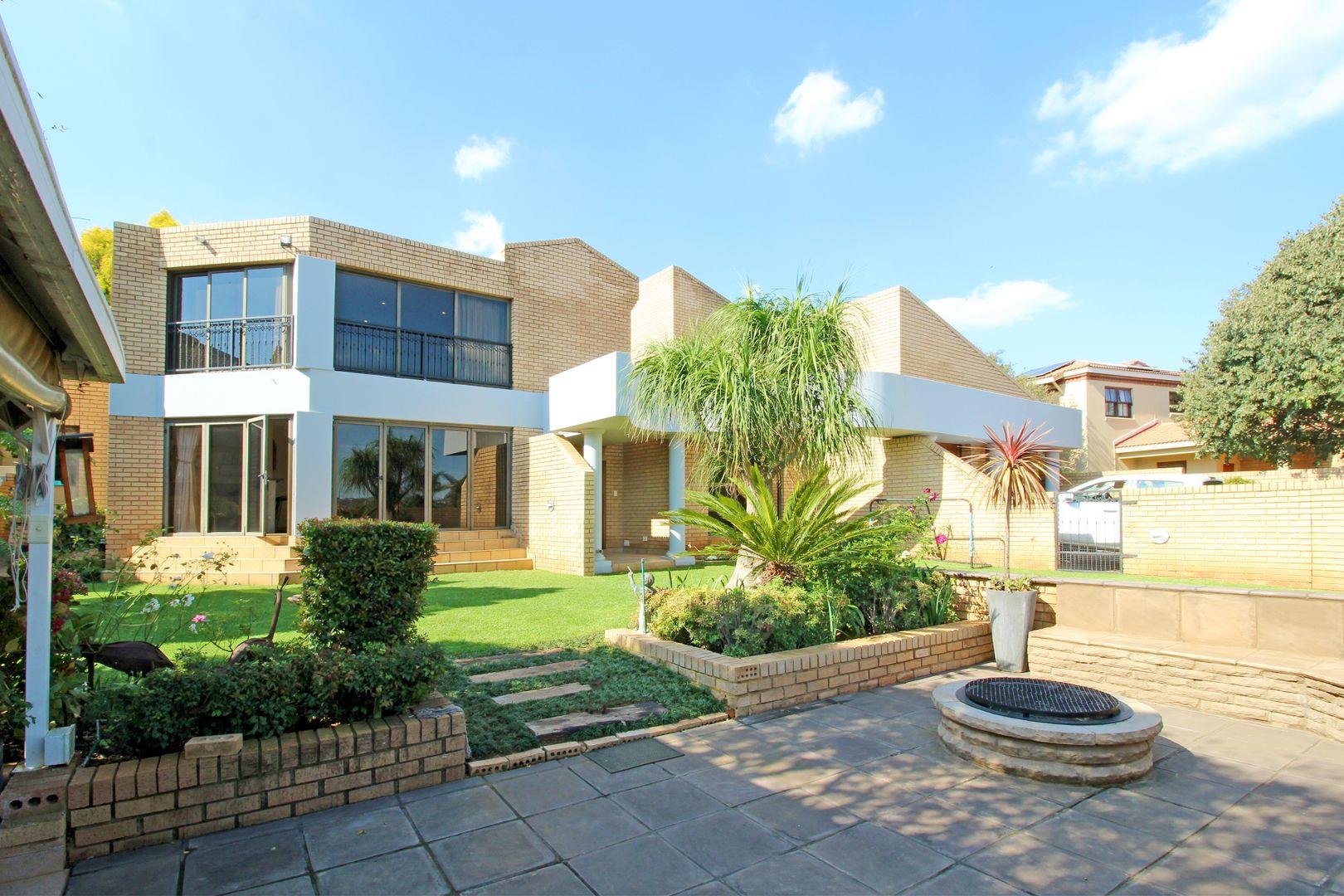 5 Bedroom House for sale in Centurion Golf Estate P24112659603