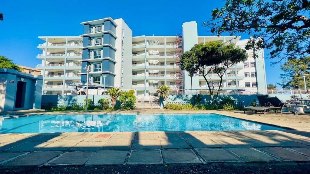 4 Bedroom Apartment / flat for sale in Manaba Beach P24112660028