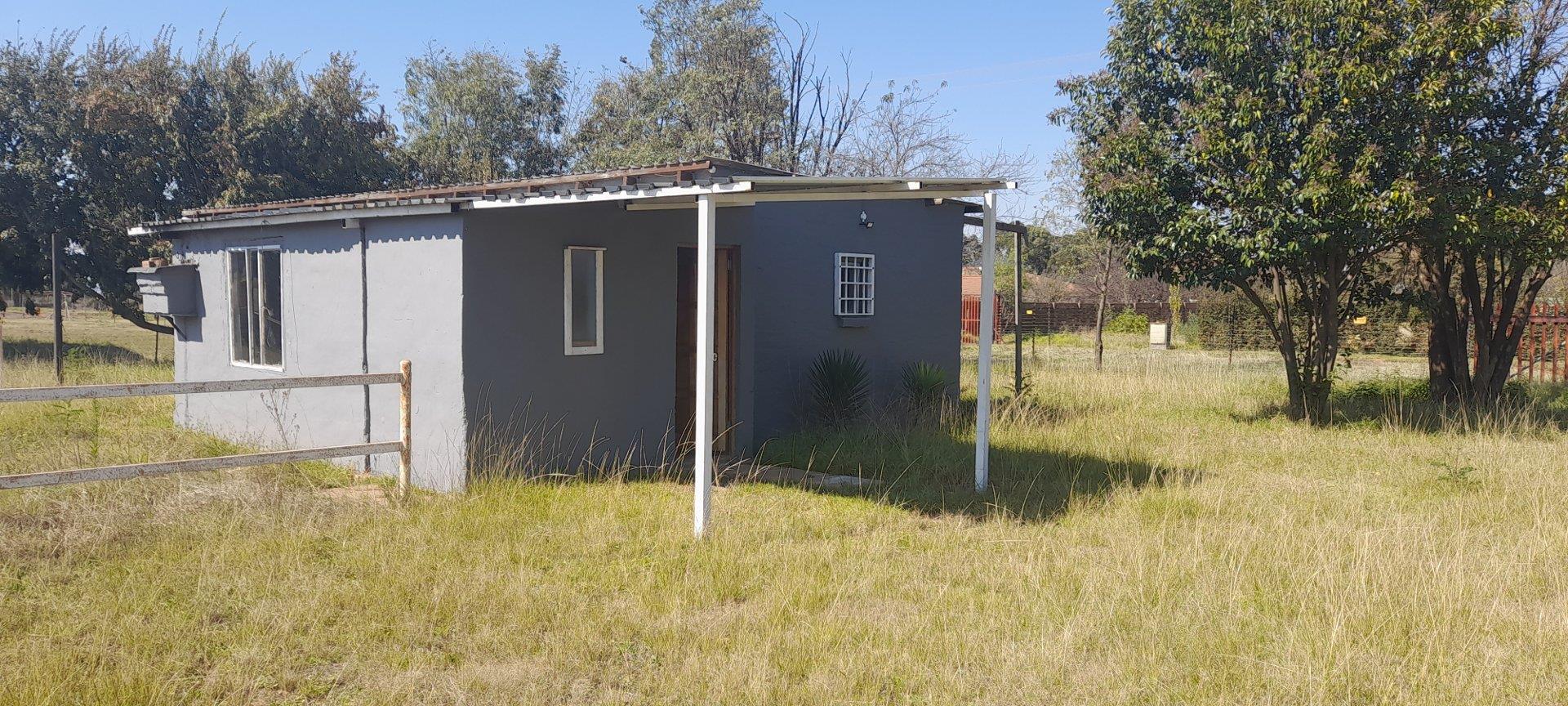 Eloff Property Apartments / flats to rent in Eloff