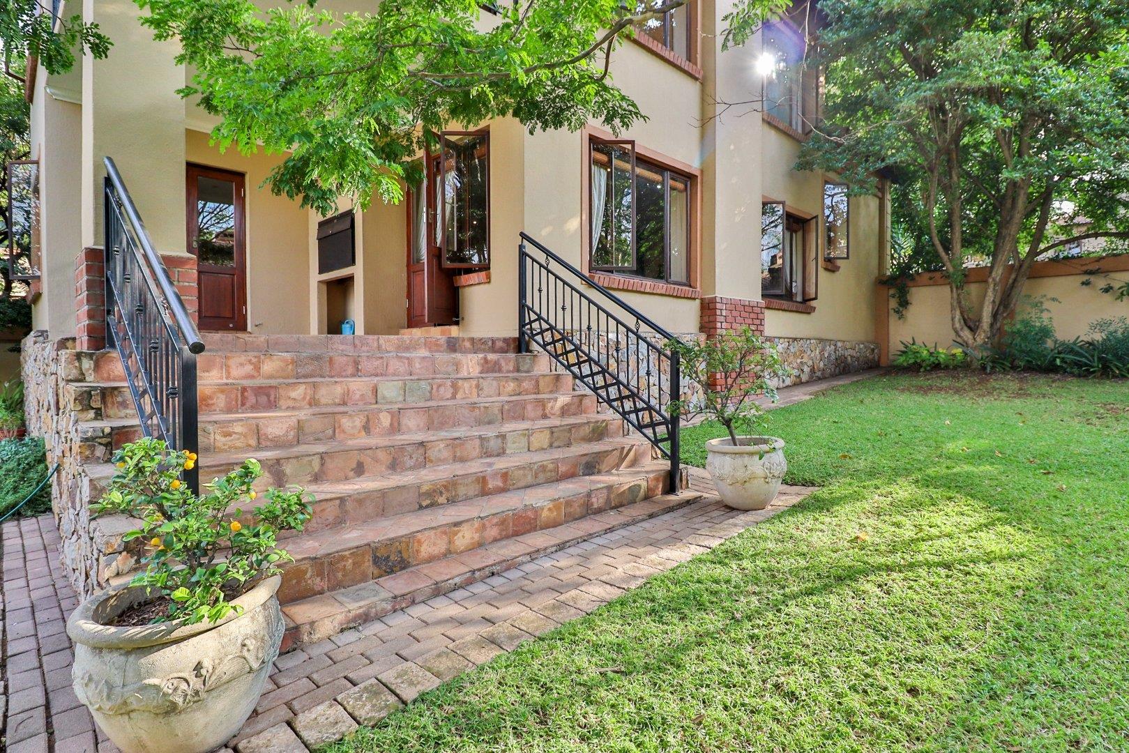 3 Bedroom House for sale in Lynnwood Manor 37 Knoppiesdoorn Avenue