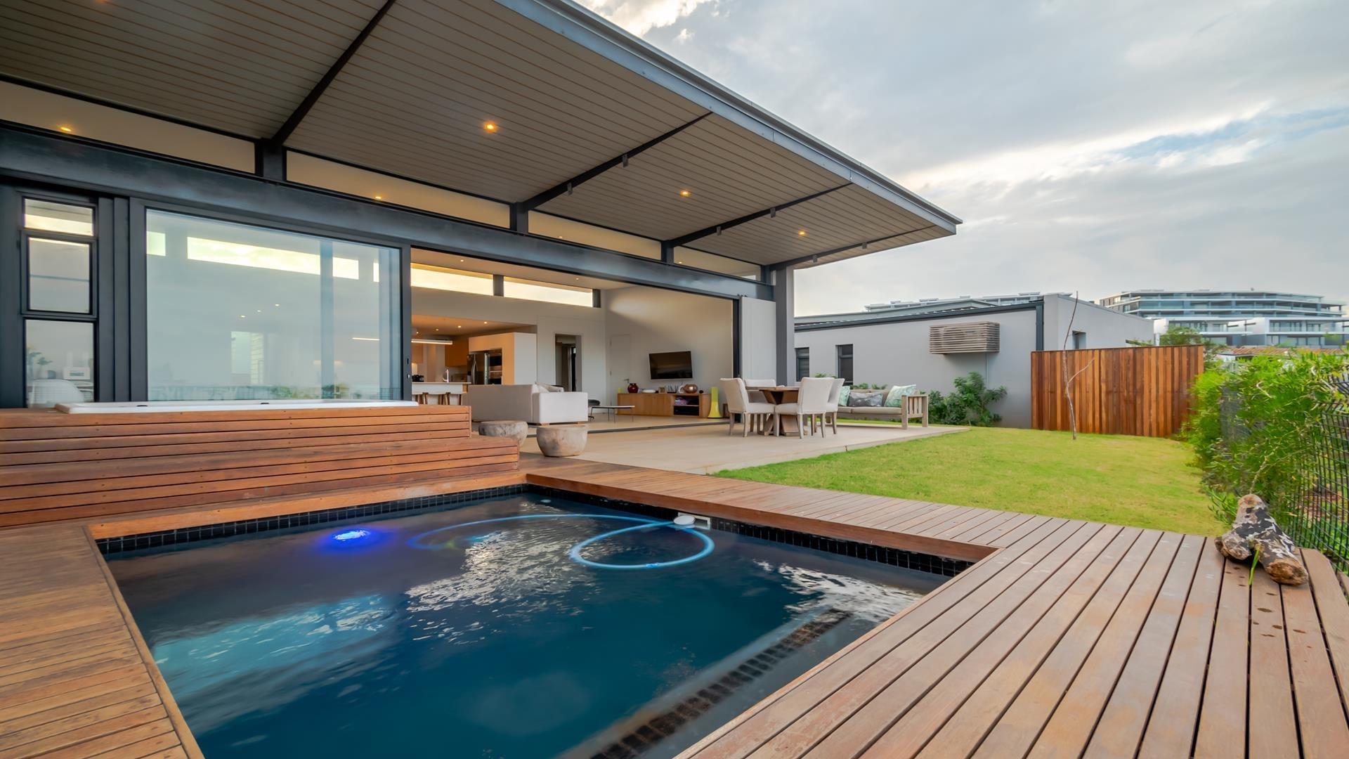 5 Bedroom House for sale in Sibaya Precinct 53 Second Avenue, Gold