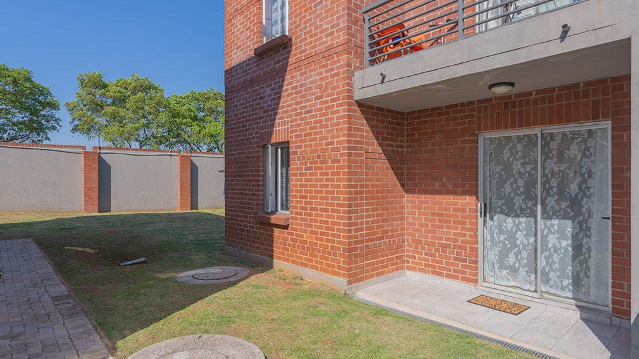 2 Bedroom Apartment / flat for sale in Esther Park 27 Cheetah Avenue