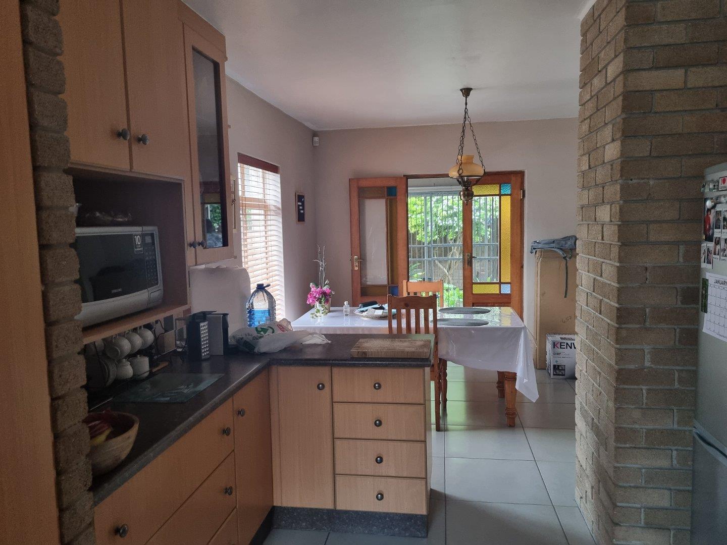 Apartments / flats for sale in Port Elizabeth Port Elizabeth Property