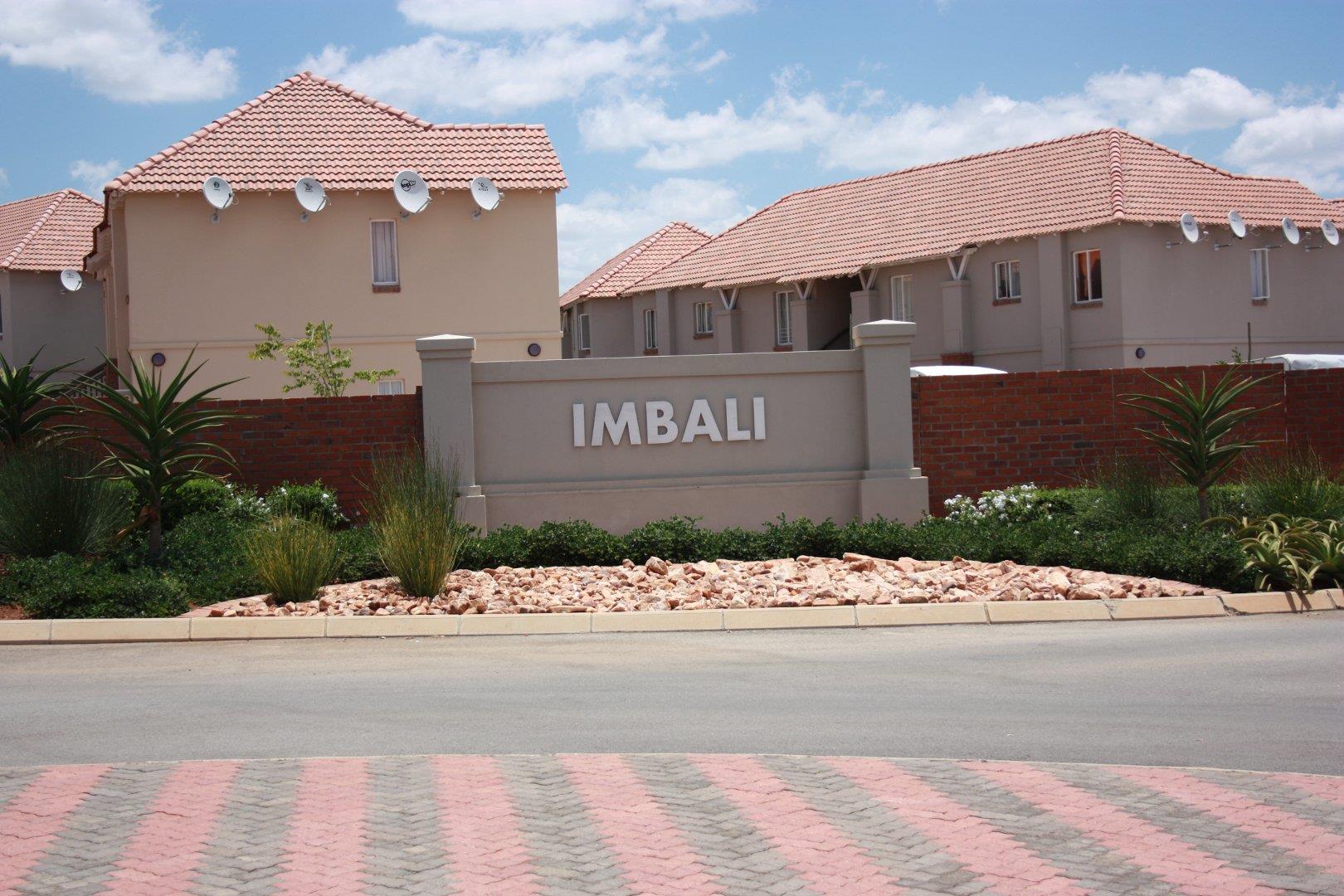 2 Bedroom House for sale in Bendor Imbali, Northview Estate P24