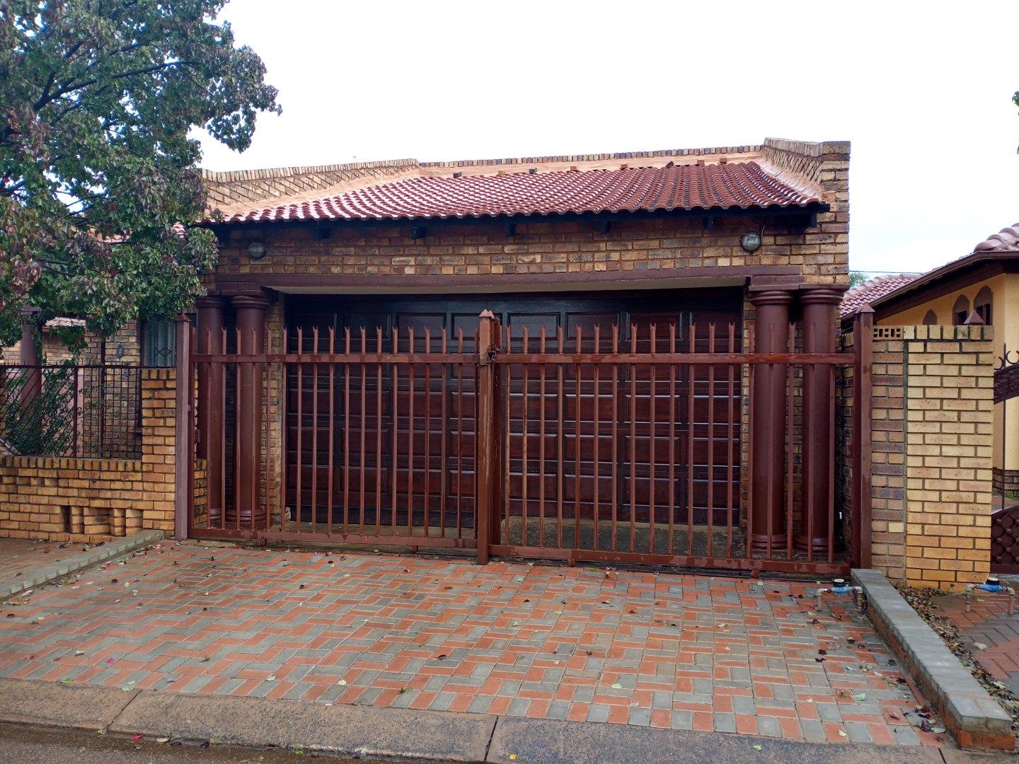 Danville, Pretoria Property Property and houses for sale in Danville