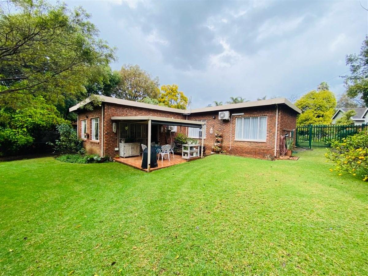 Garsfontein Property Houses for sale in Garsfontein