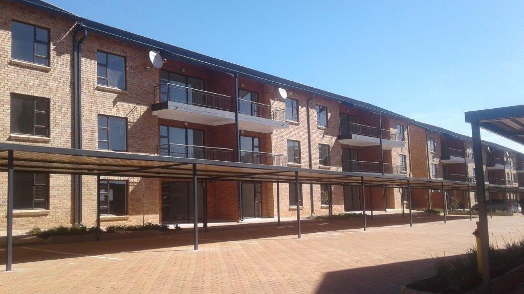 2 Bedroom Apartment / flat to rent in Olympus AH Fernel Park 2221