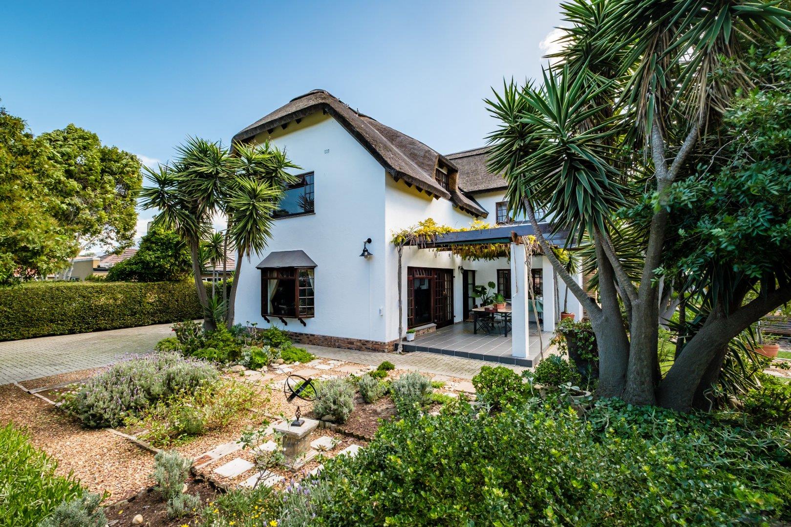 Pinelands, Cape Town Property Property and houses for sale in