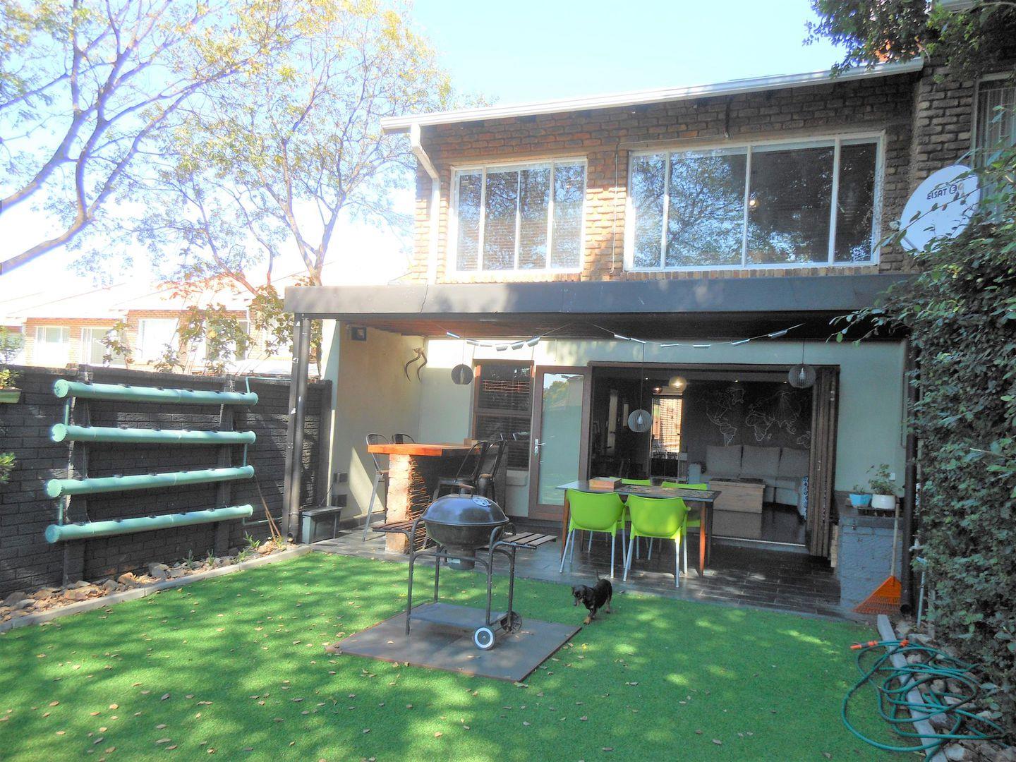 Lynnwood Glen Property Property and houses for sale in Lynnwood Glen