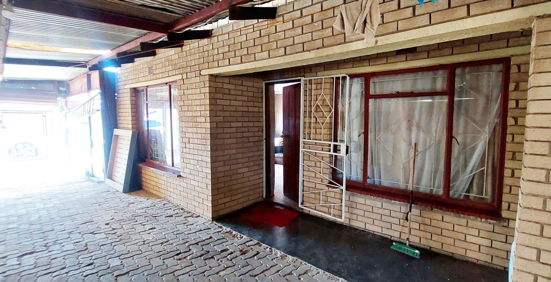 Rocklands, Bloemfontein Property Houses for sale in Rocklands
