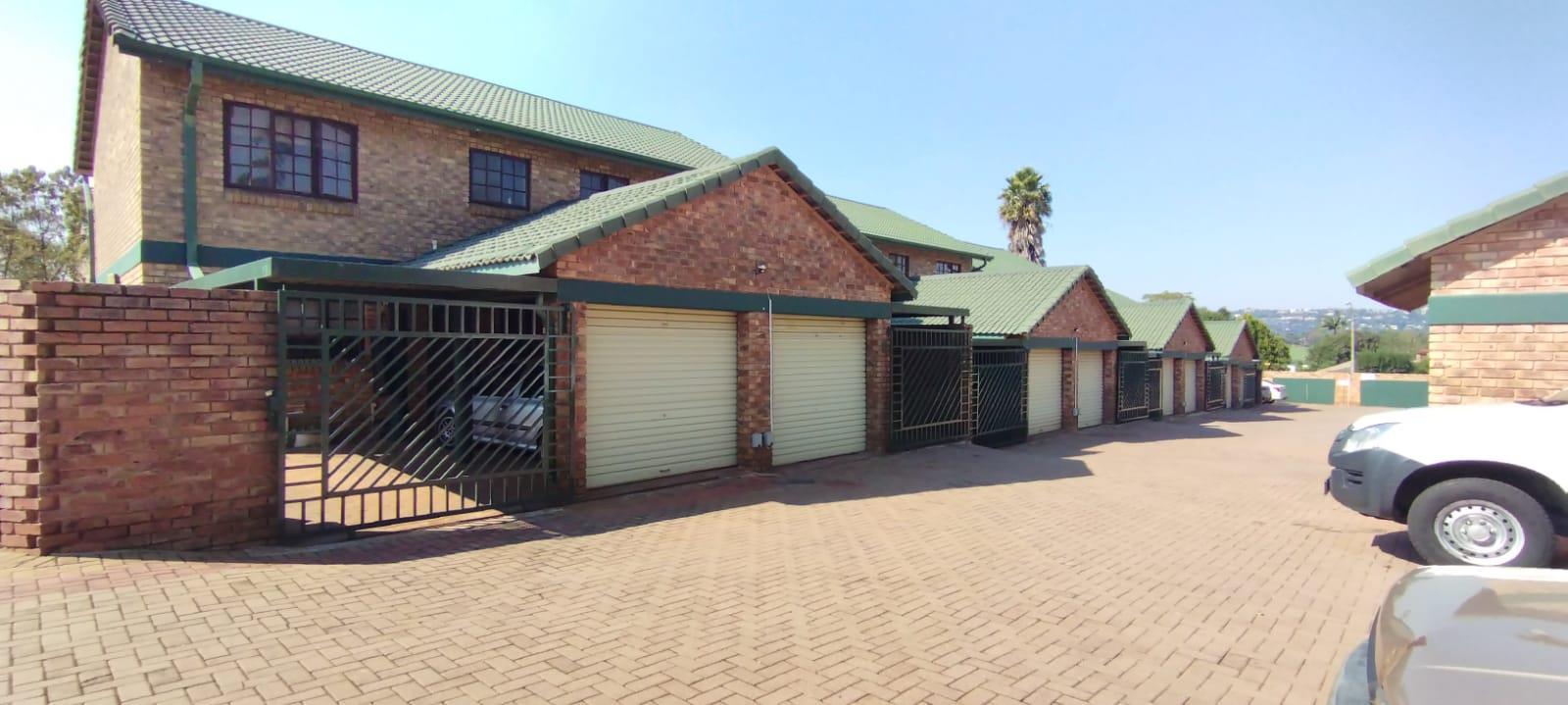 Weltevreden Park Property Townhouses for sale in Weltevreden Park