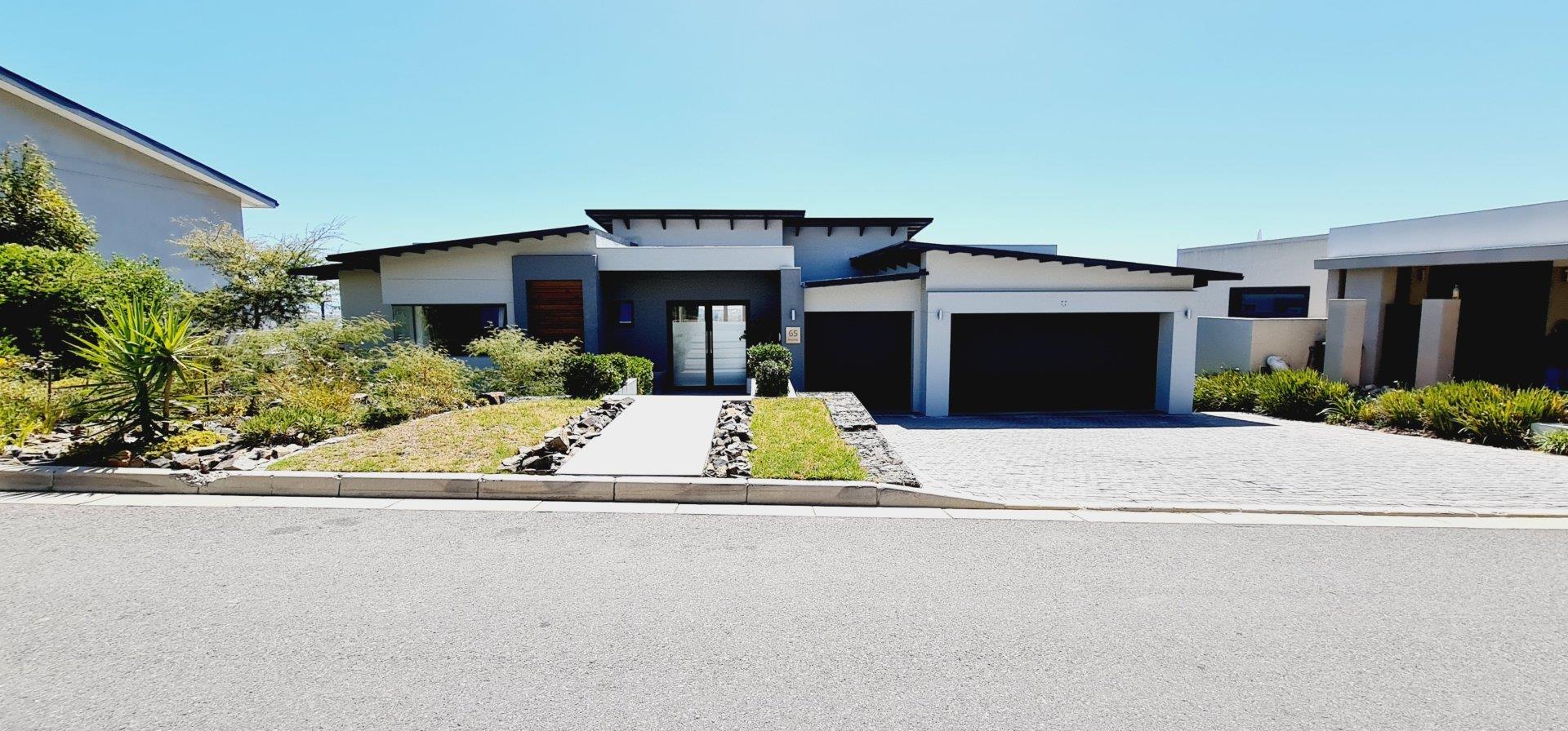 Estate Property Property and houses for sale in