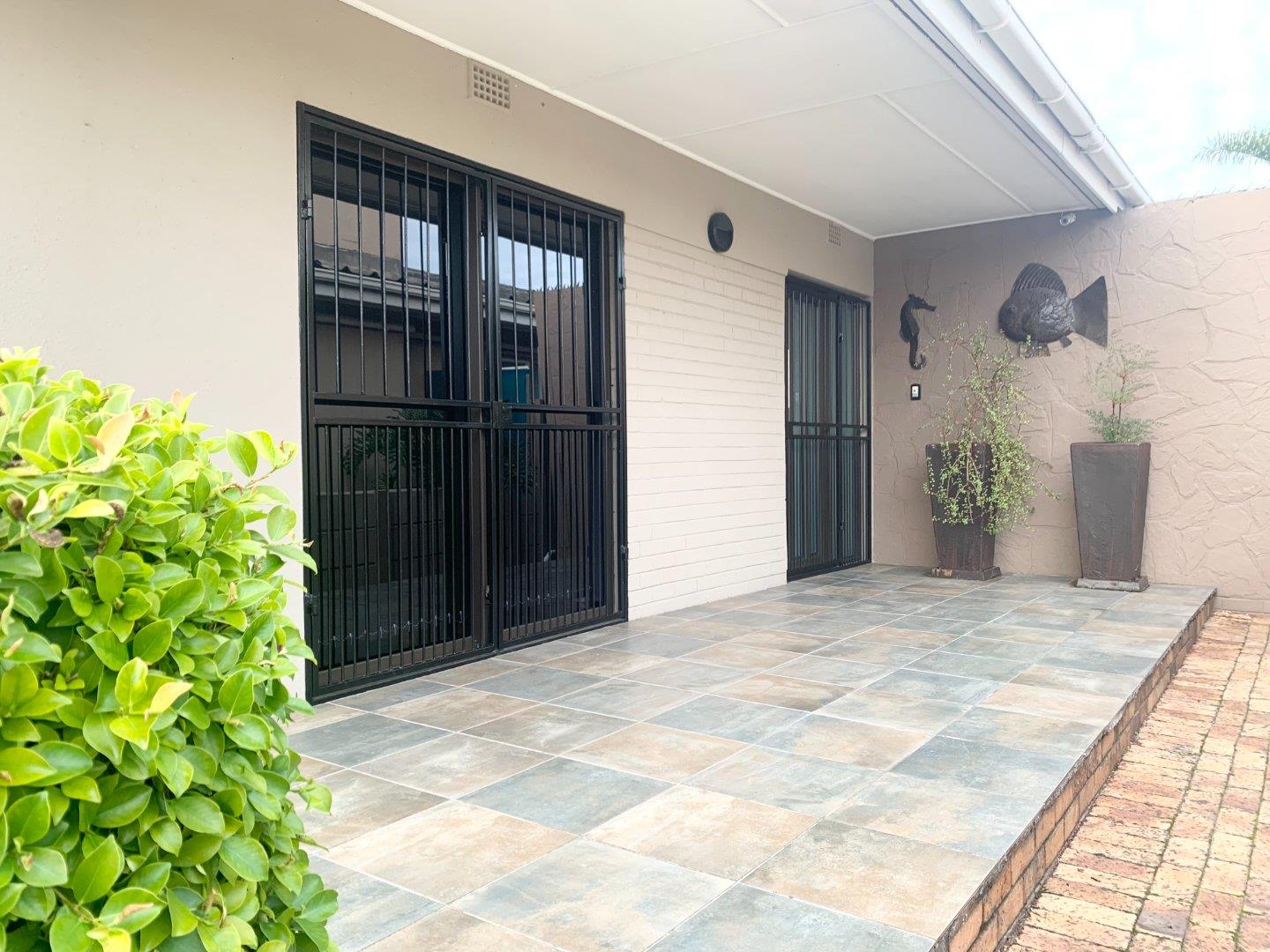 Sunkist Estate Property Houses for sale in Sunkist Estate