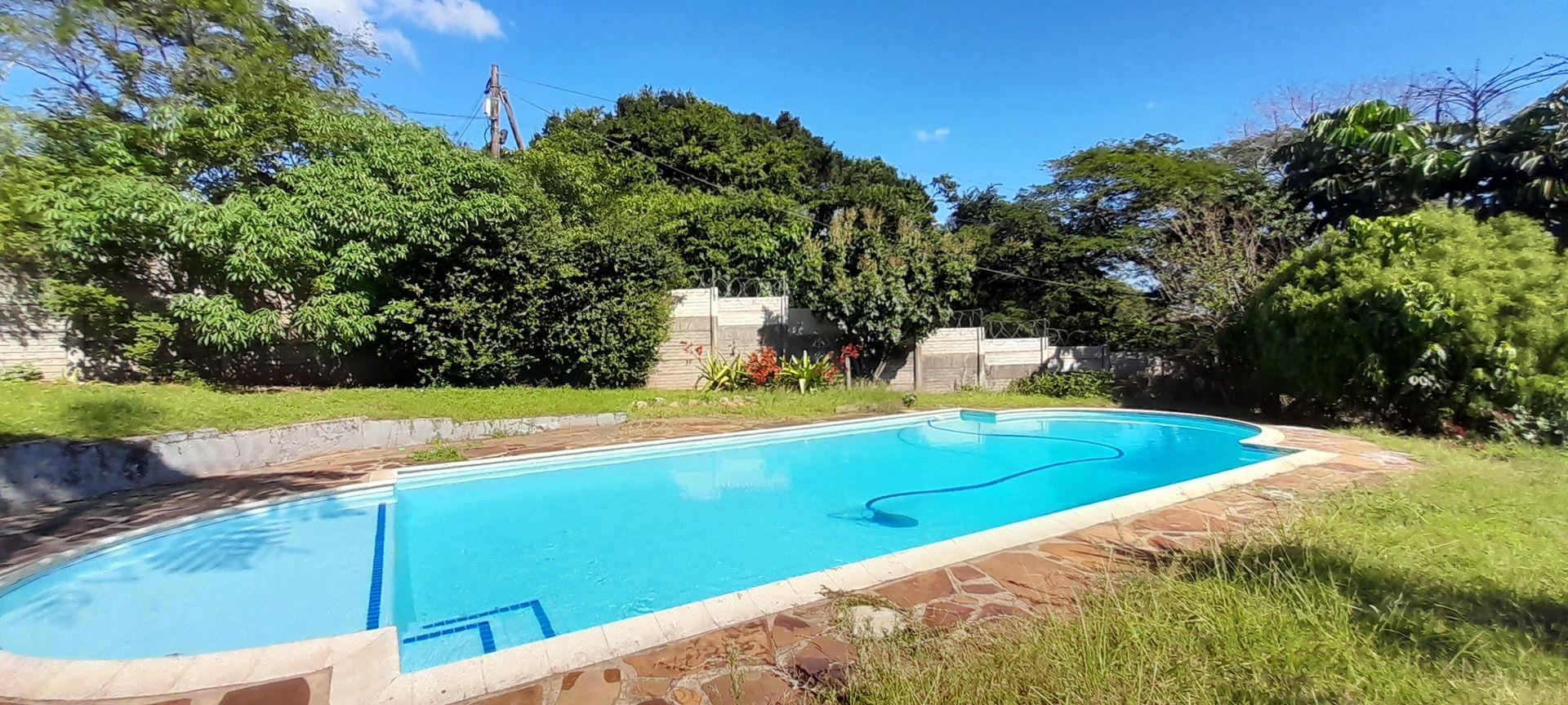 3 Bedroom House to rent in Athlone Park P24112680926