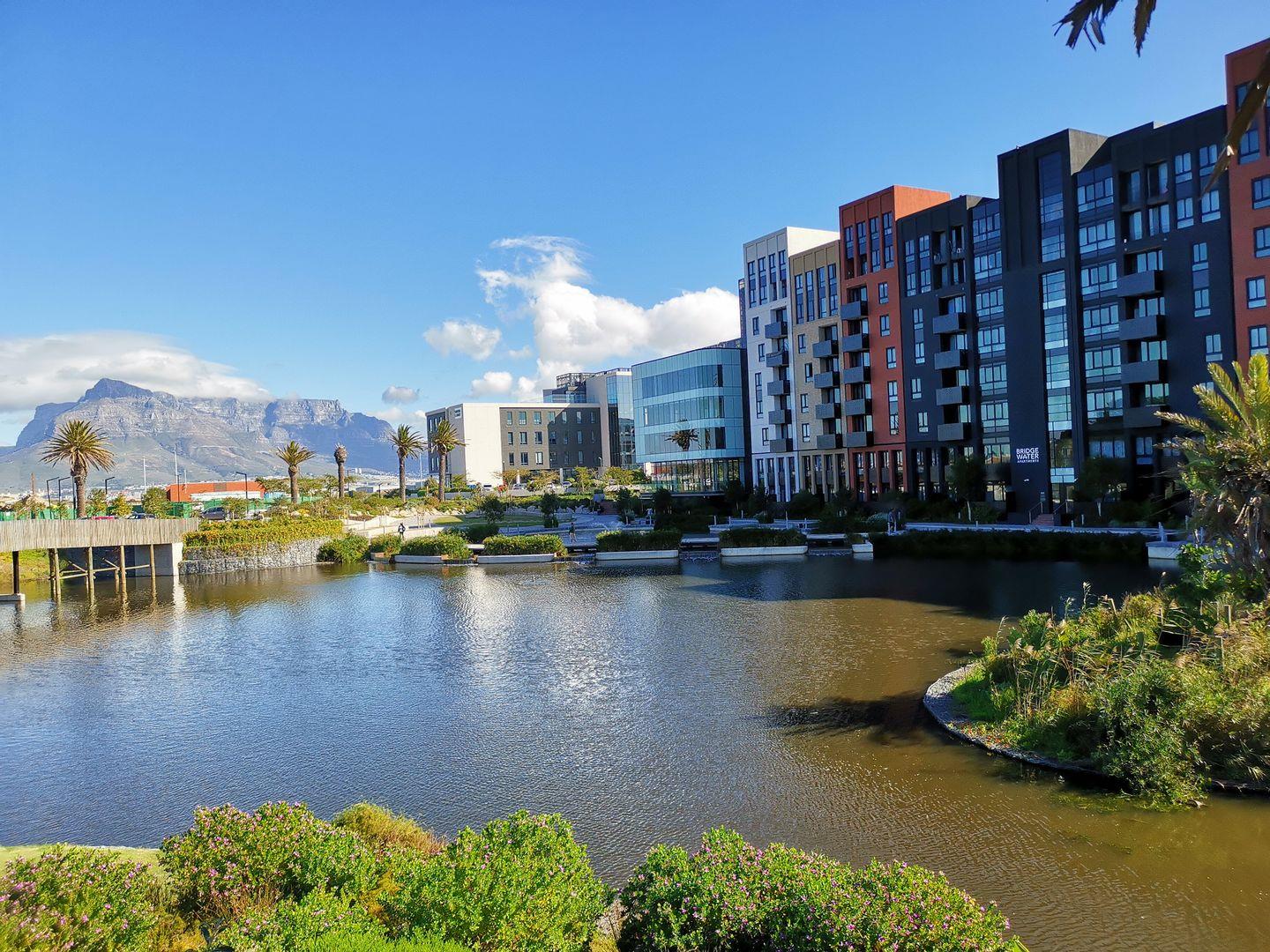 1 Bedroom Apartment / flat for sale in Century City P24112681582