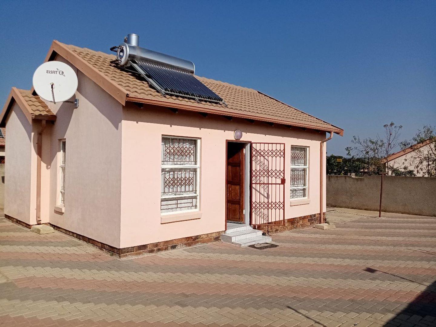 Southern Gateway Property Property and houses for sale in Southern