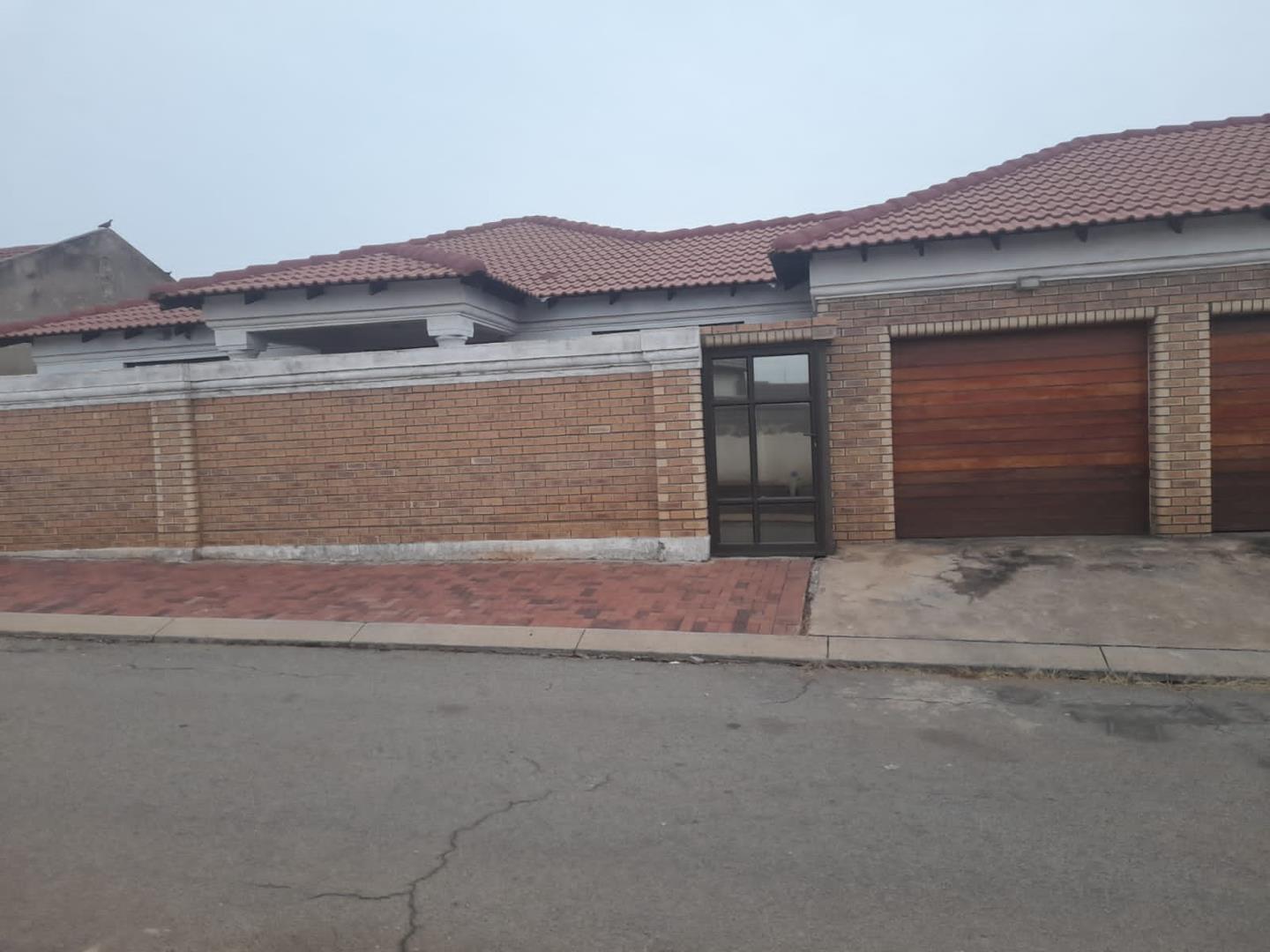 Spruit View Property Property and houses for sale in Spruit View