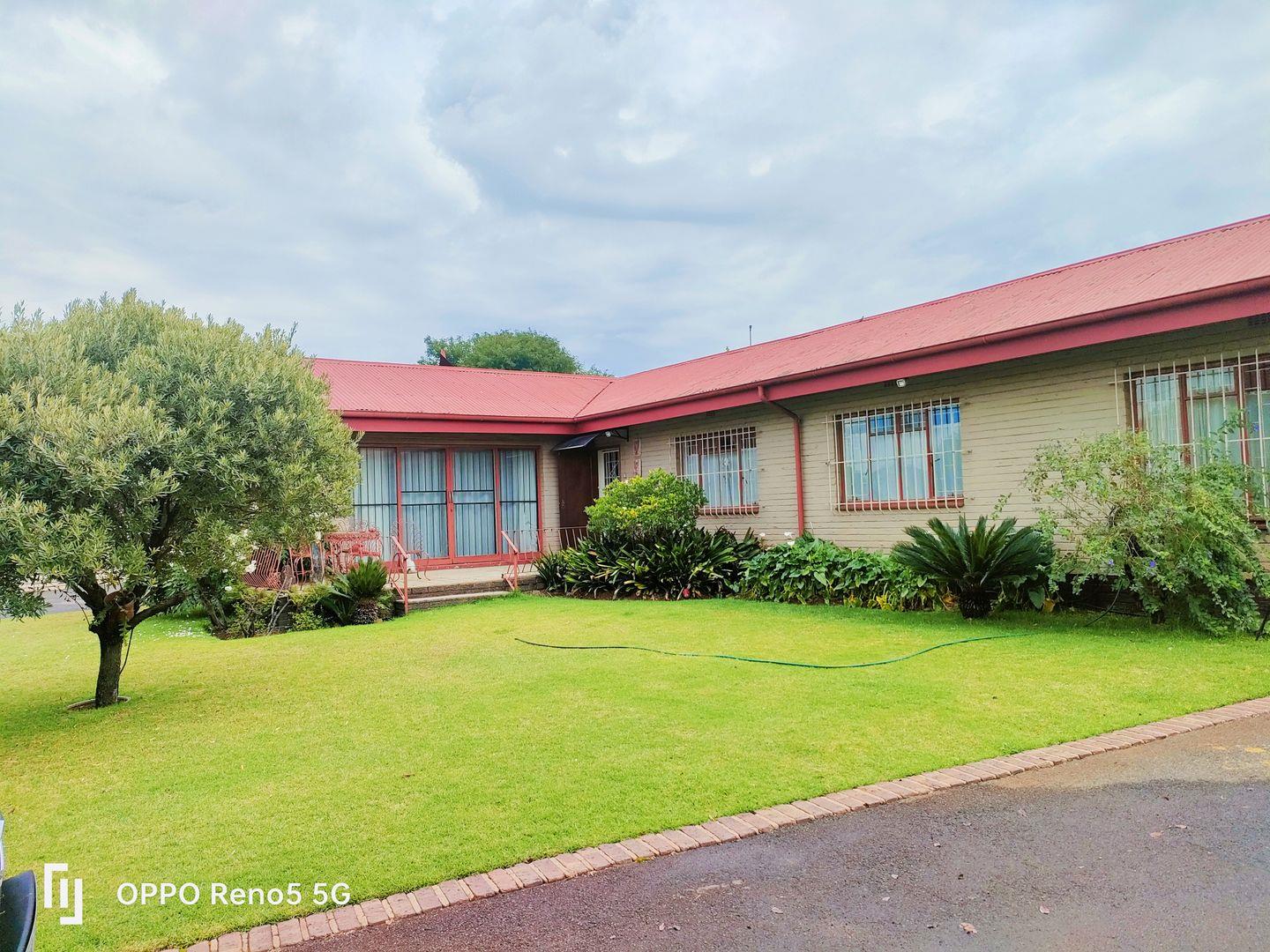 Witbank Ext 16 Property Property and houses for sale in Witbank Ext