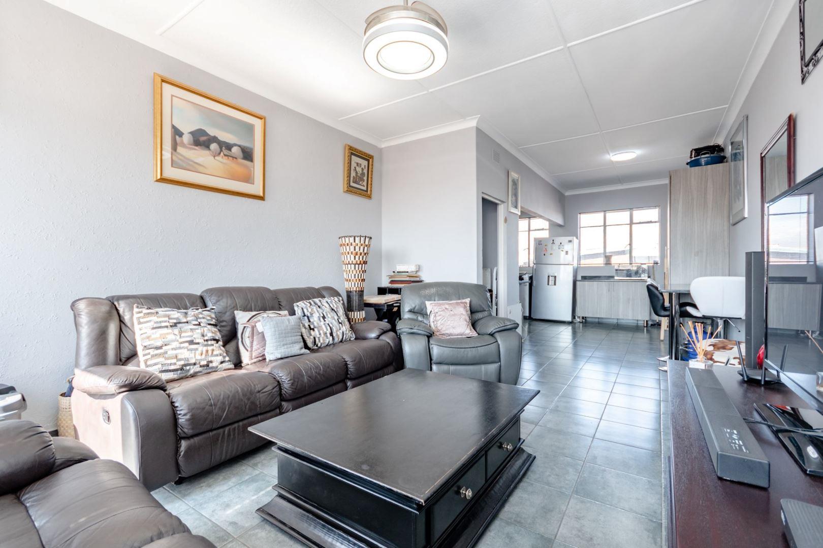 2 Bedroom Apartment / flat for sale in Sunnyridge 64 School Avenue